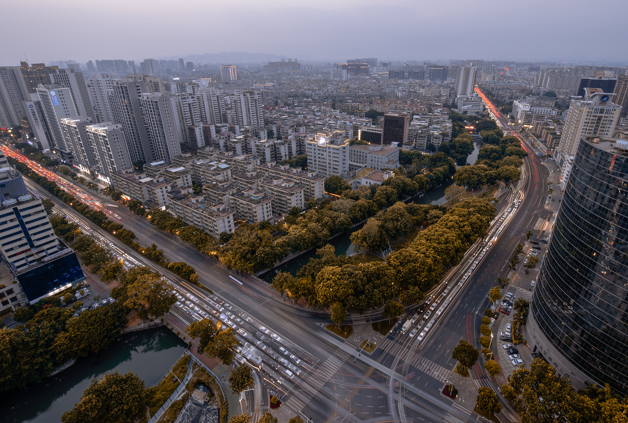 汕头琪雅美容化妆职业技术学校2023年招生简章-报名条件-学费