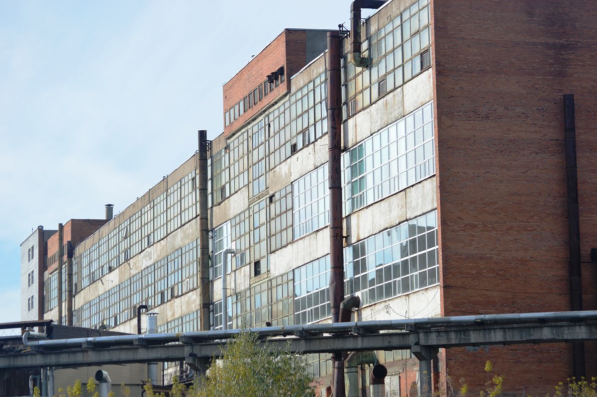 在20世纪80年代末、90年代初MIT和哪个欧洲大学在工程认证和工程教育进行了合作