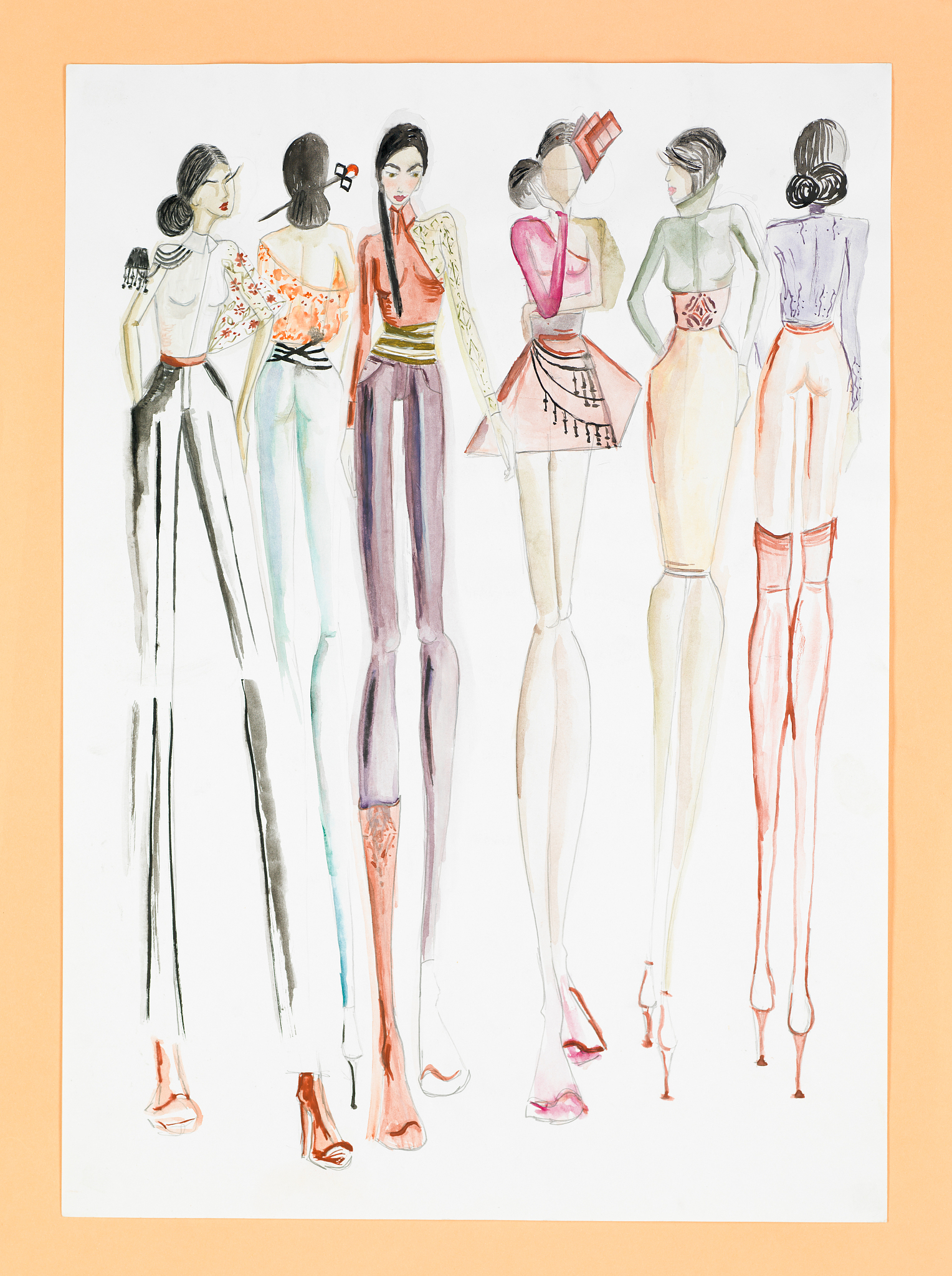 女性服装设计风格分类：从传统到高级定制