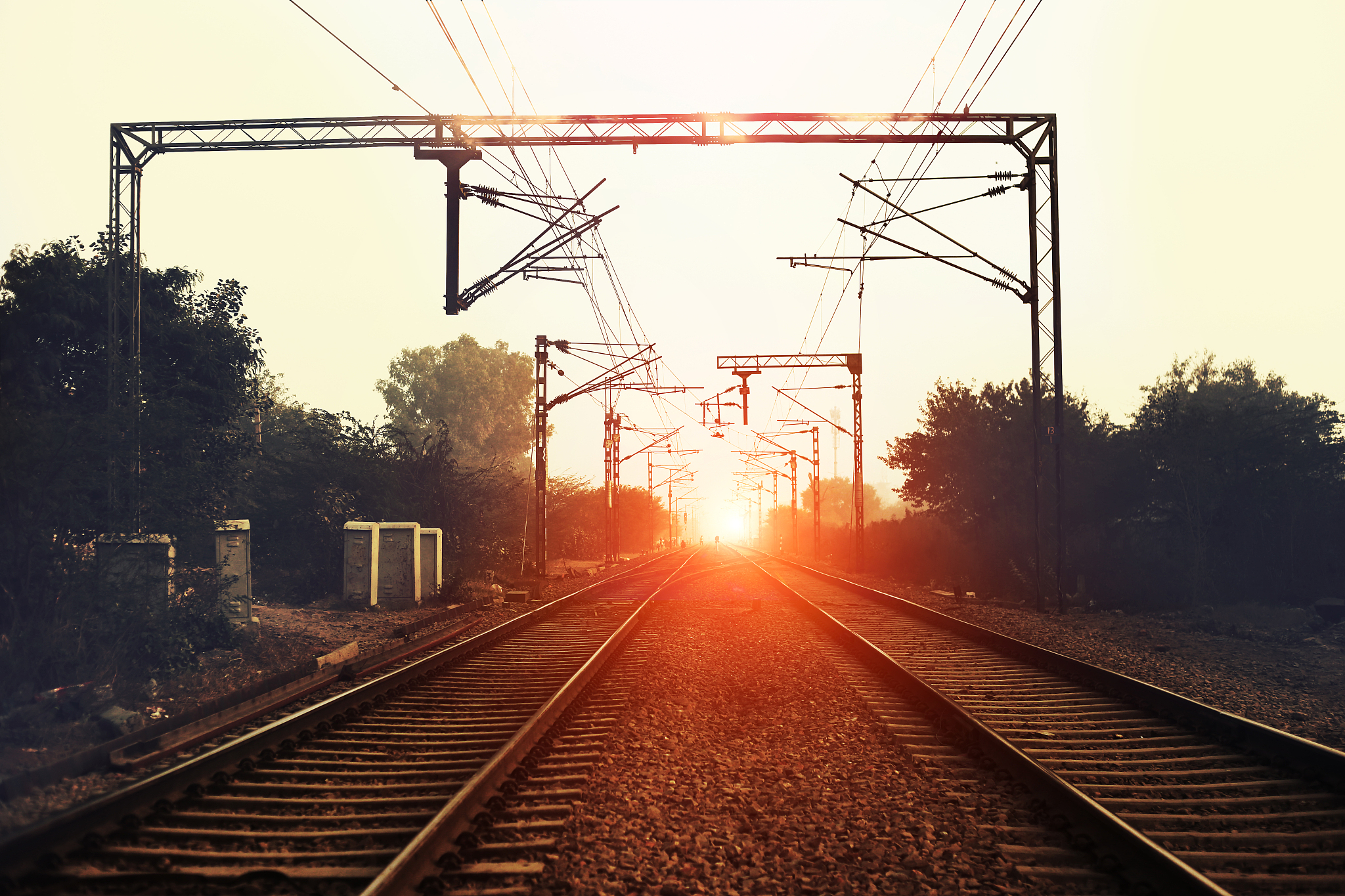 河北铁路轨道中等专业学校地址 - 保定市莲池区南二环路东段