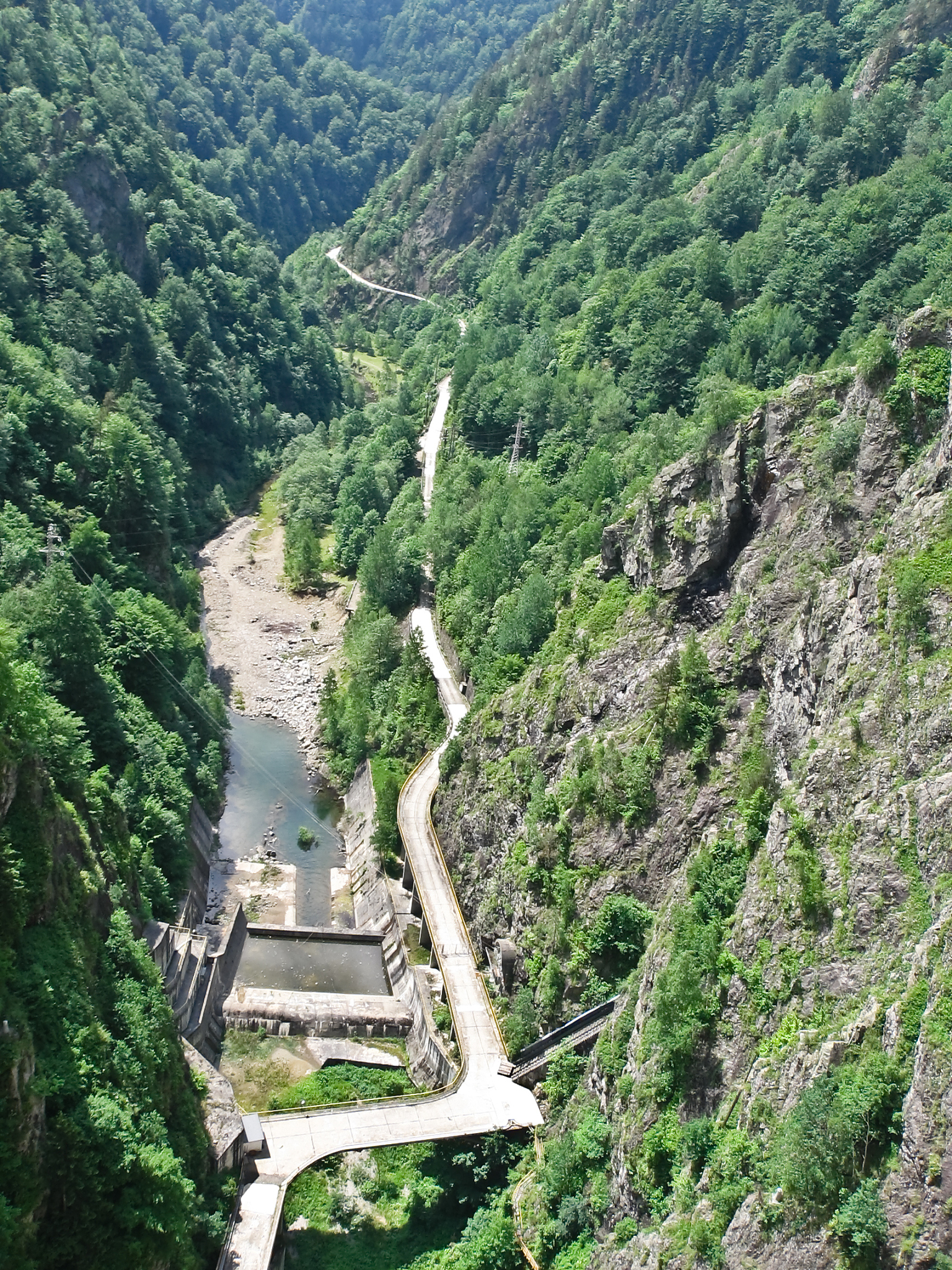 做一个从郑州出发到洛阳白云山老君山等地的自驾游玩攻略