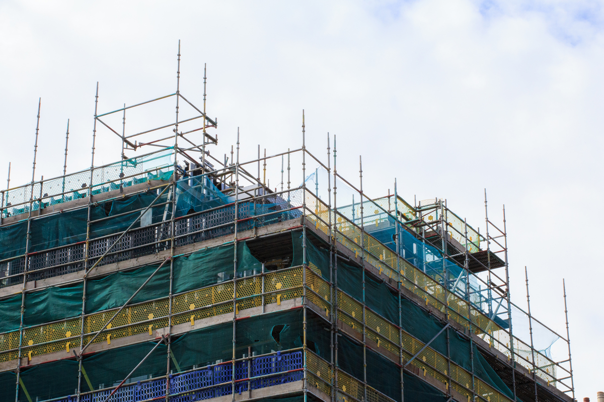 港务区绿地二期房建项目施工现场安全控制技术应用研究