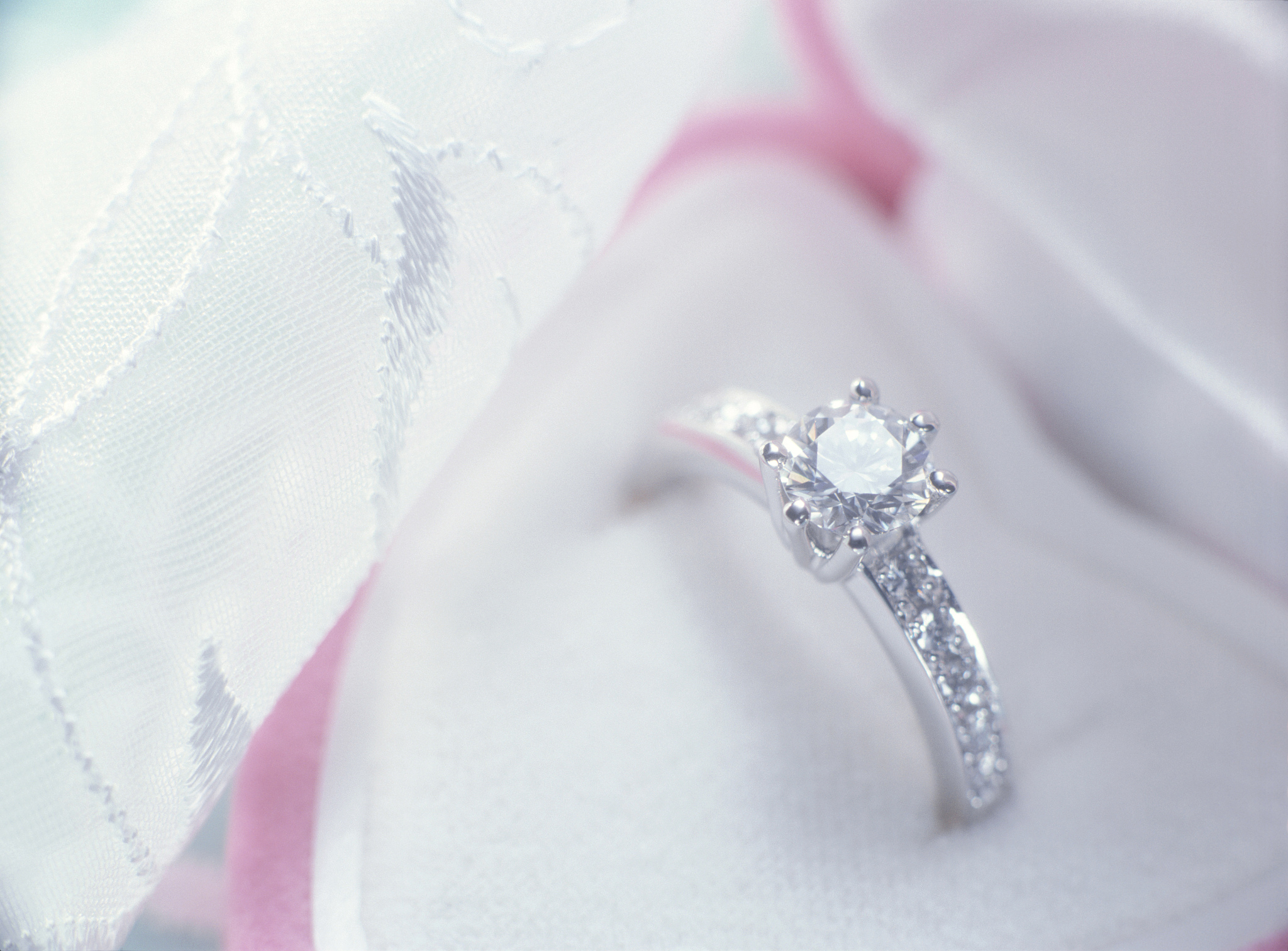 莫桑钻石一般用于什么级别的戒指