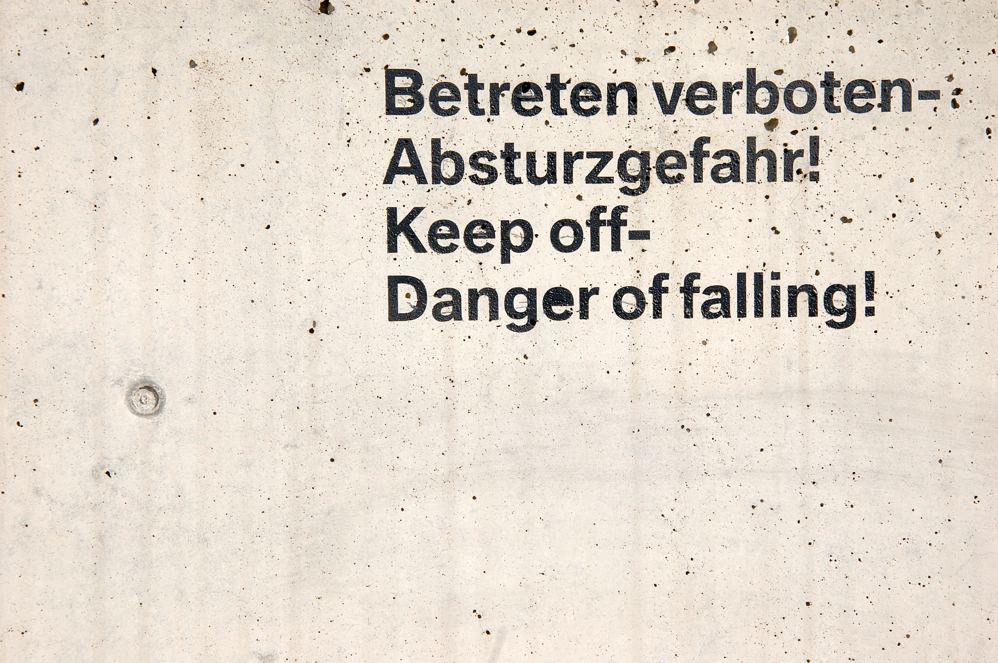 Hills Like White Elephants续写英文和中文坏结局150词