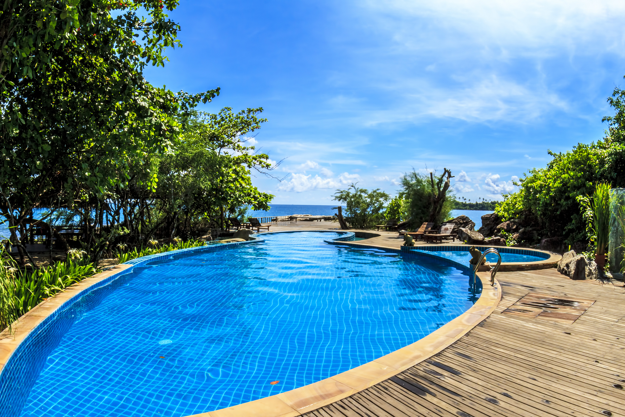 女性游泳防水贴：好处、弊端和选购建议