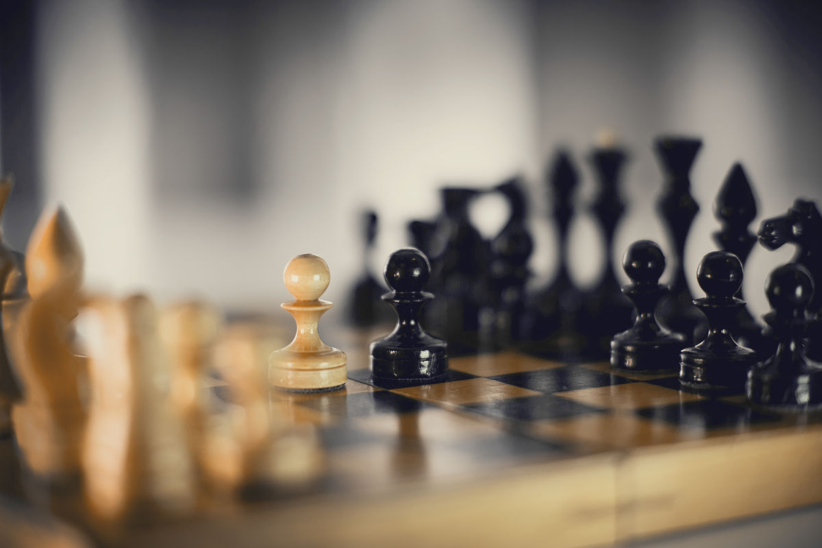 初始化32个棋子 	private void initChess 		Chess blackCar1 = new Carnew PointConstantXConstantY Camp黑方 Type車; 		Chess blackHorse1 = new Horsenew PointConstantX+ConstantshiftingXConstantY Camp黑方 Type馬; 		Ches