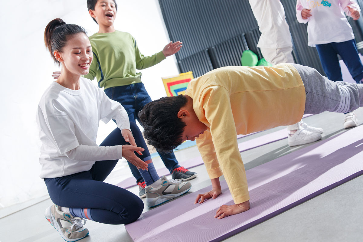 儿童运动受伤怎么办？康复理疗帮你恢复健康！