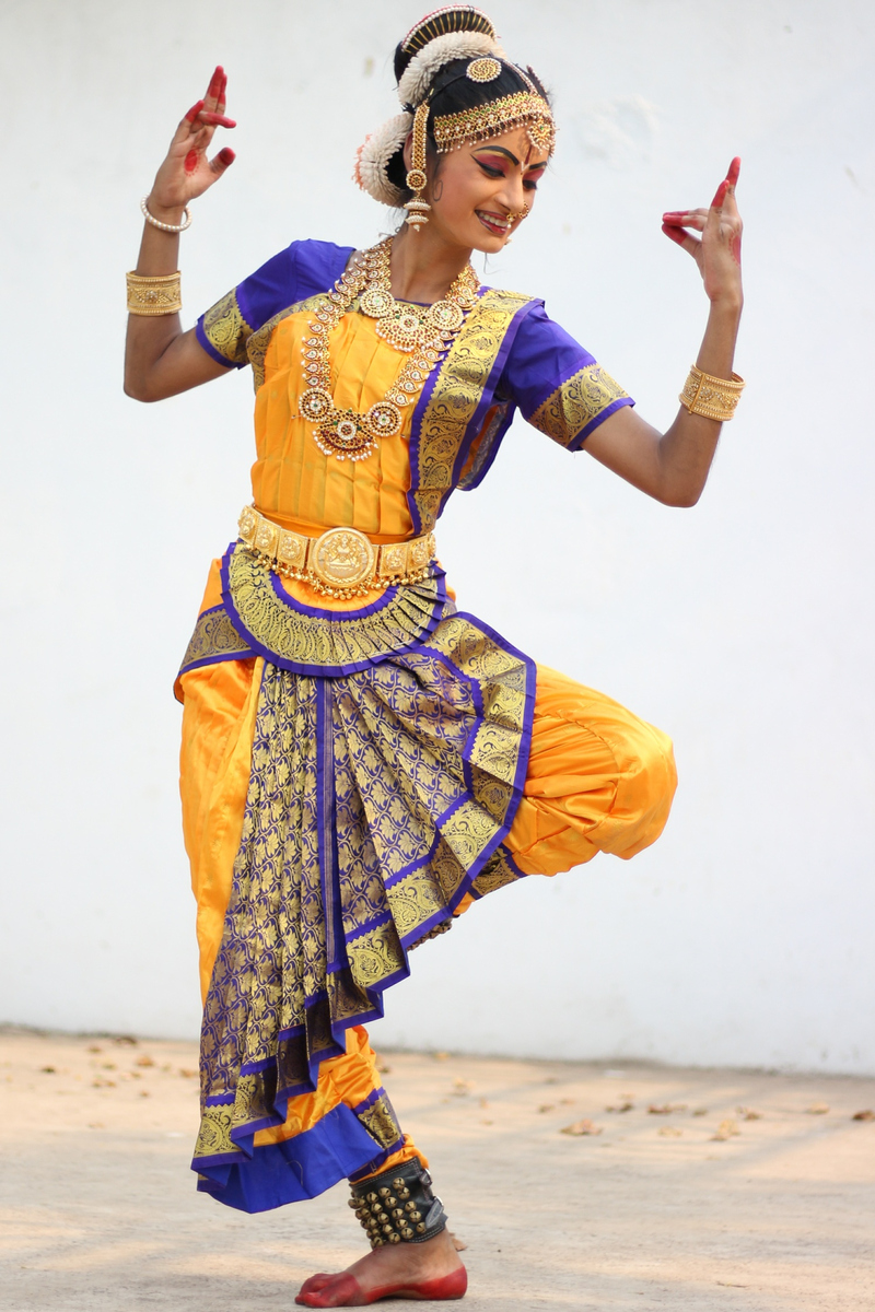 菲律宾著名的民间舞蹈有什么