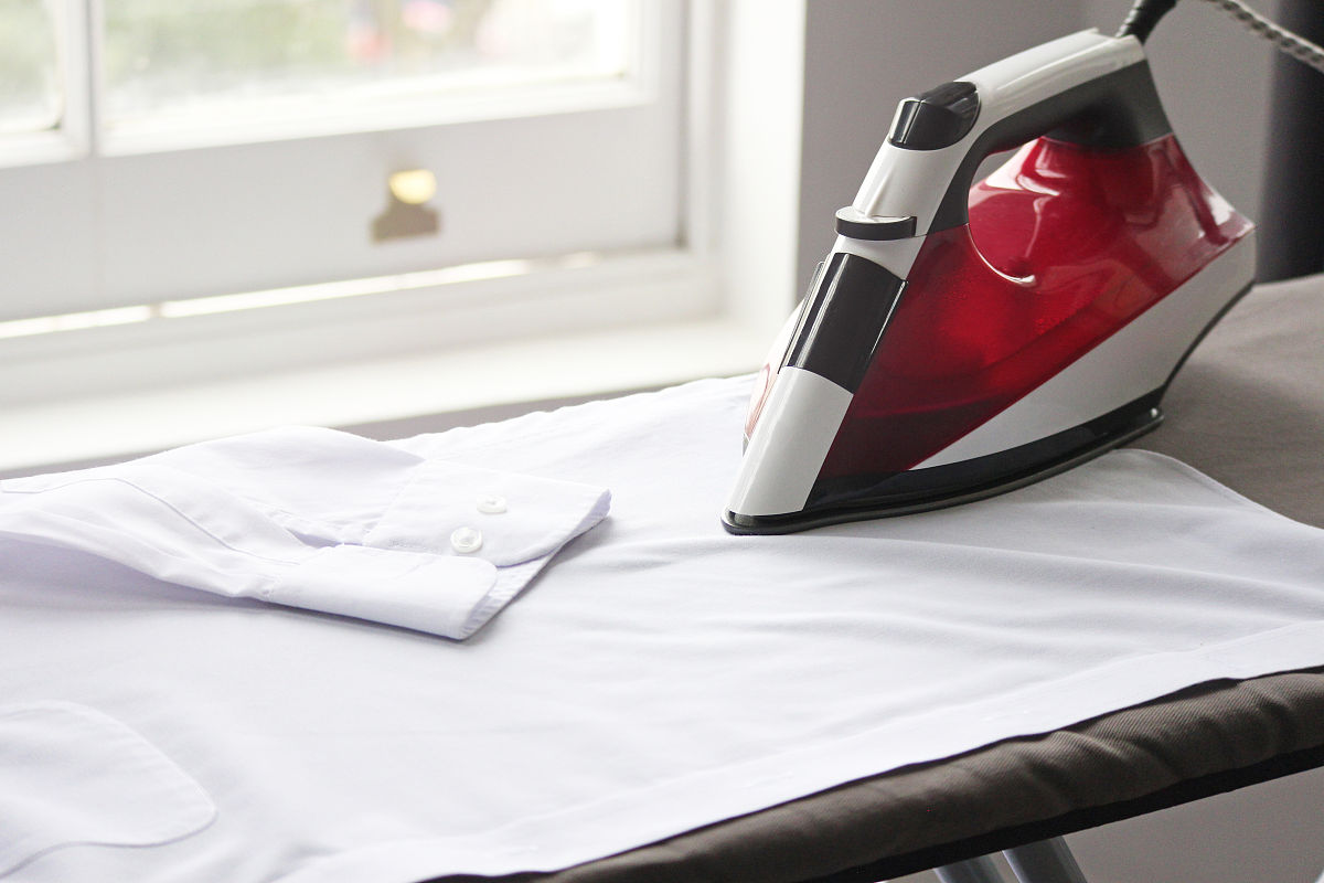 便携式折叠挂烫机介绍