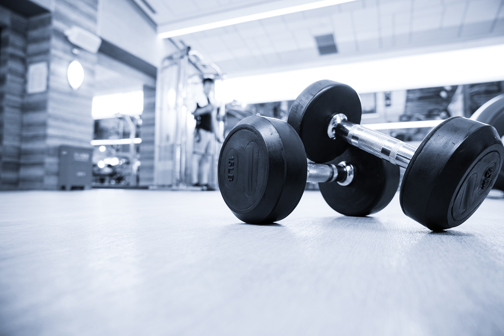 酒店重新装修开业 帮我写一份500字的宣传文案