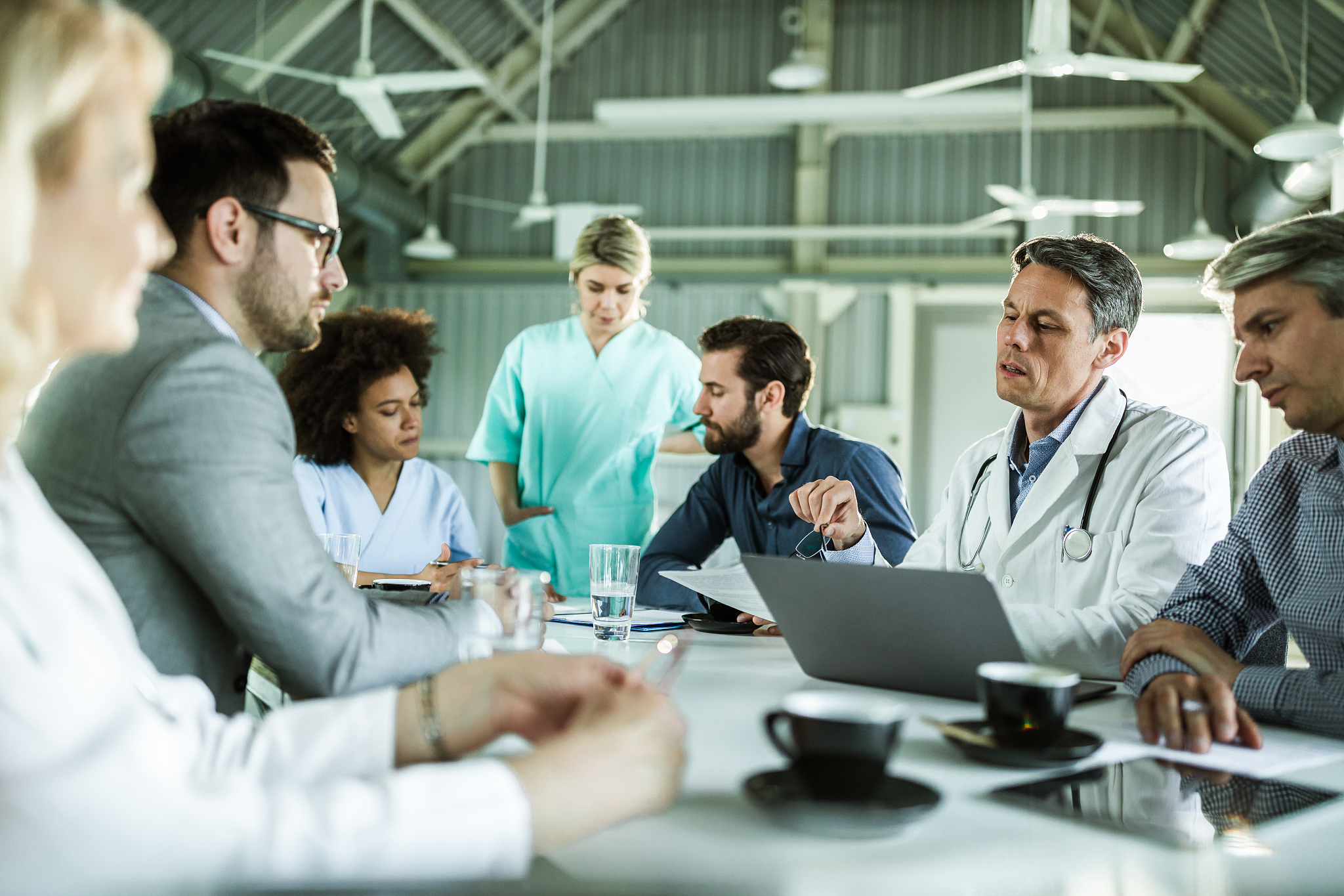 绍兴职业技术学院招生办电话：0575-81106060