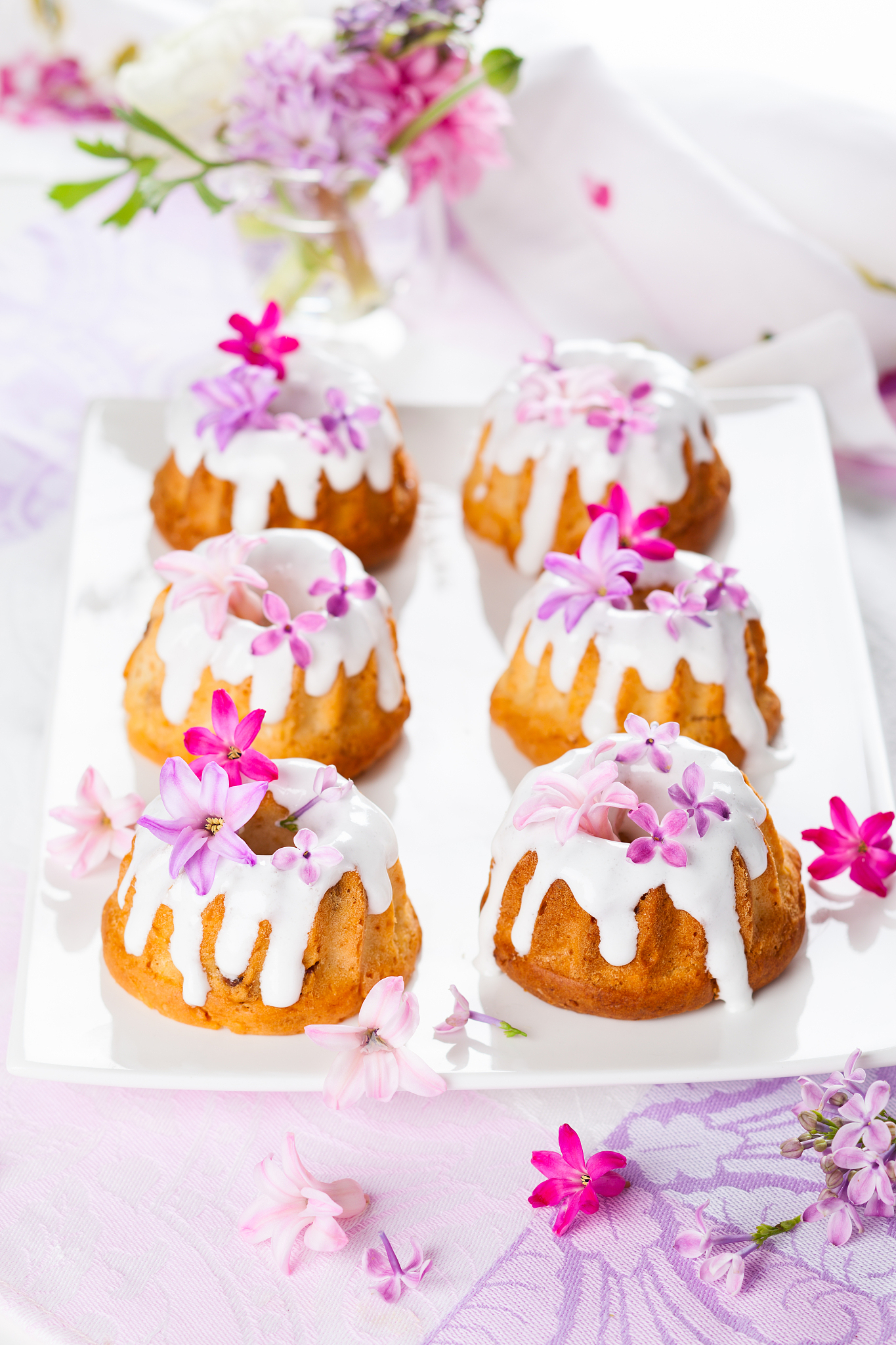 easter  cakes