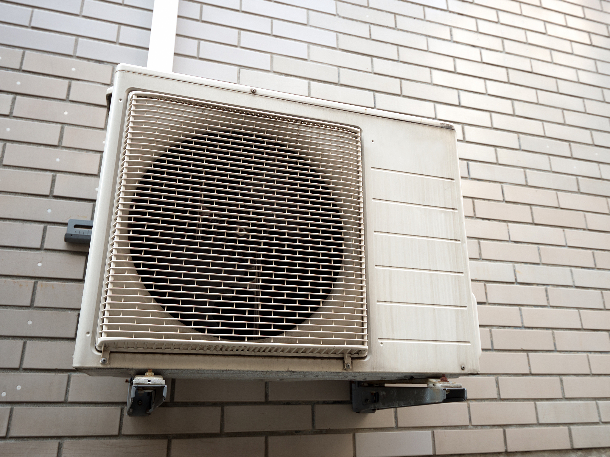 空气净化器机器声音很大怎么办