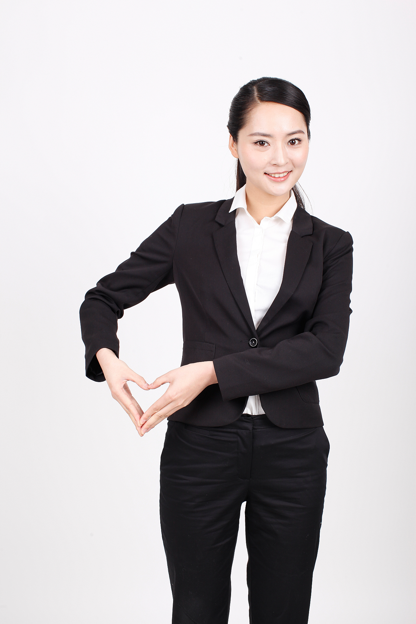 云南商务职业学院中专部2021年招生专业有哪些