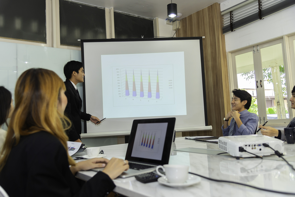 软件工程师实习生进入企业第一天的培训总结