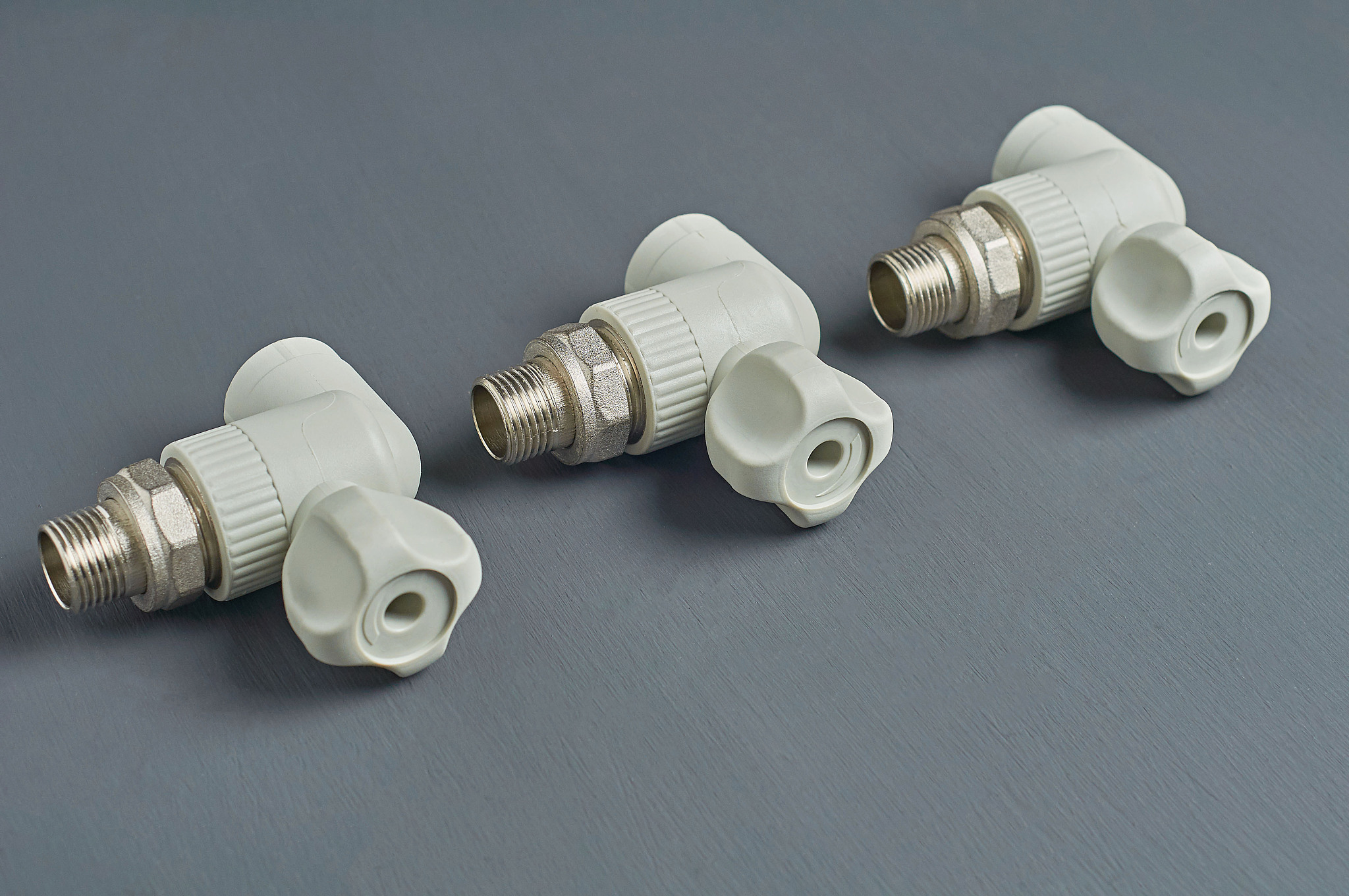 rows of three polypropylene water faucet for heating radiator li
