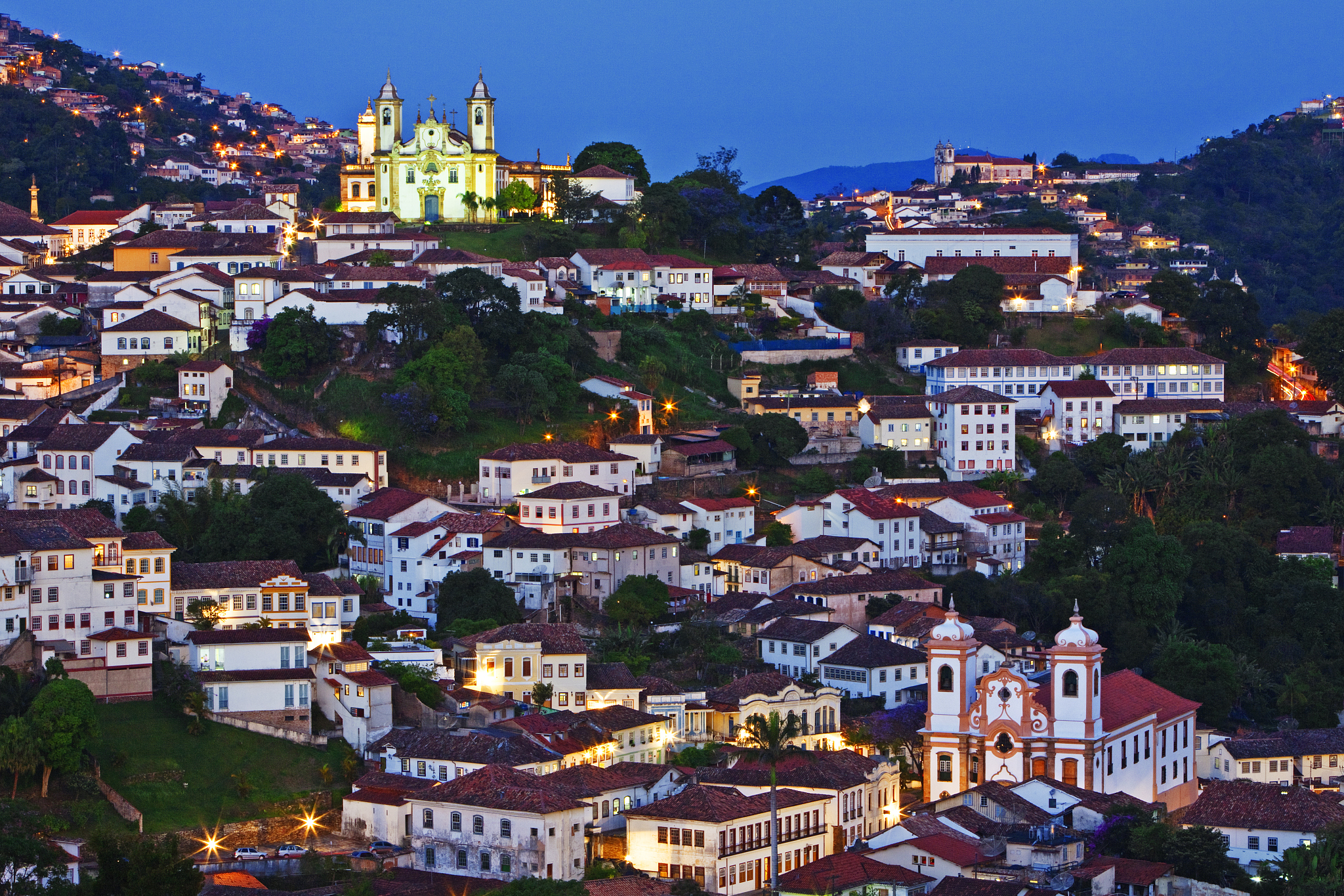 乐山市旅游学校2020年春季招生简章