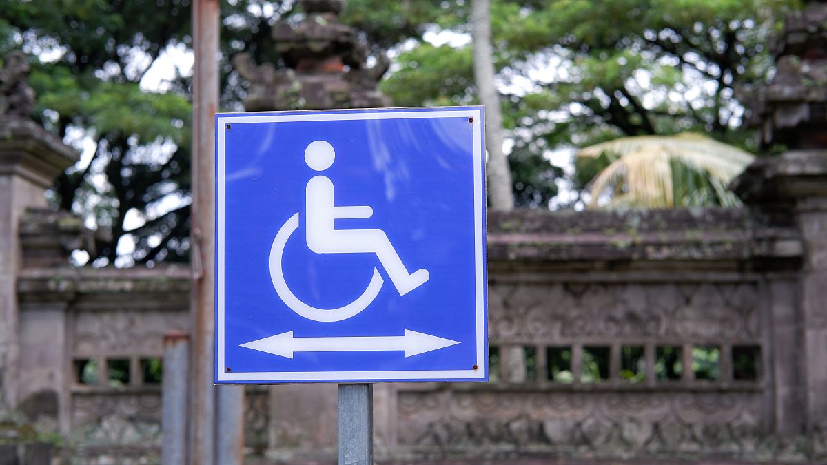 残疾人出行问题500字