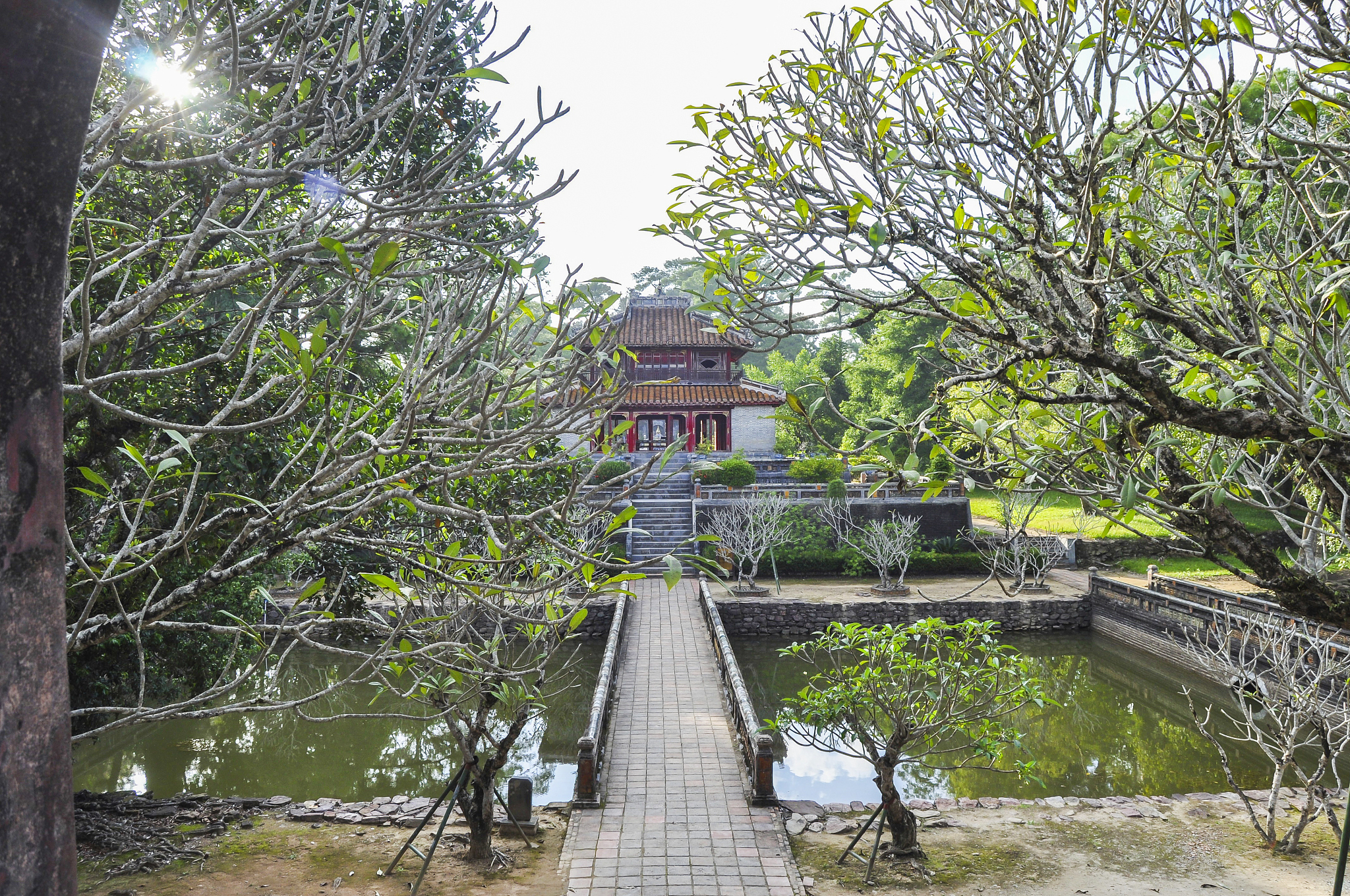 tomb of emperor minh mang, vietanam