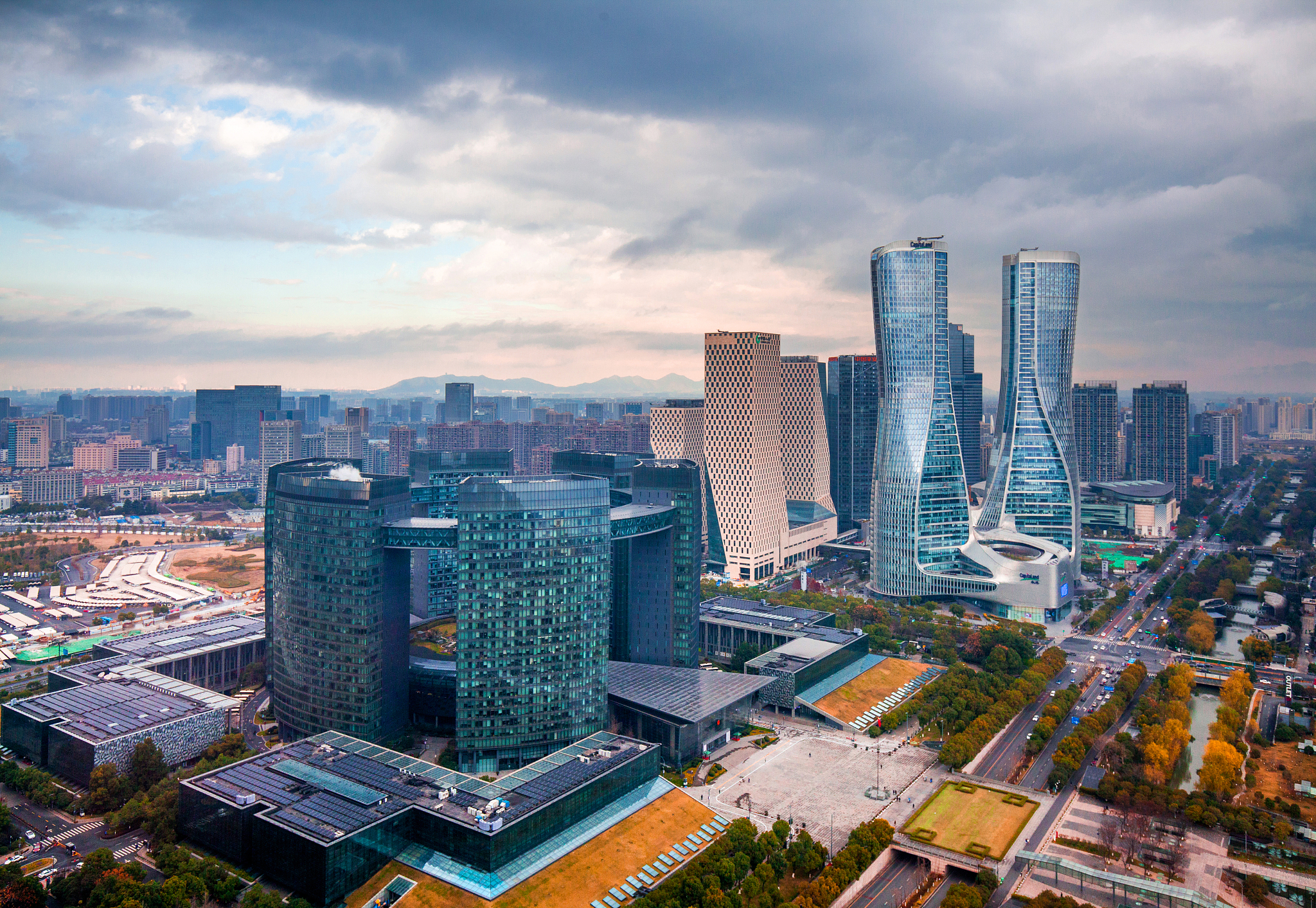 杭州西湖区国企改革：目标5000亿，深水区“1+6+N”改革路径解析