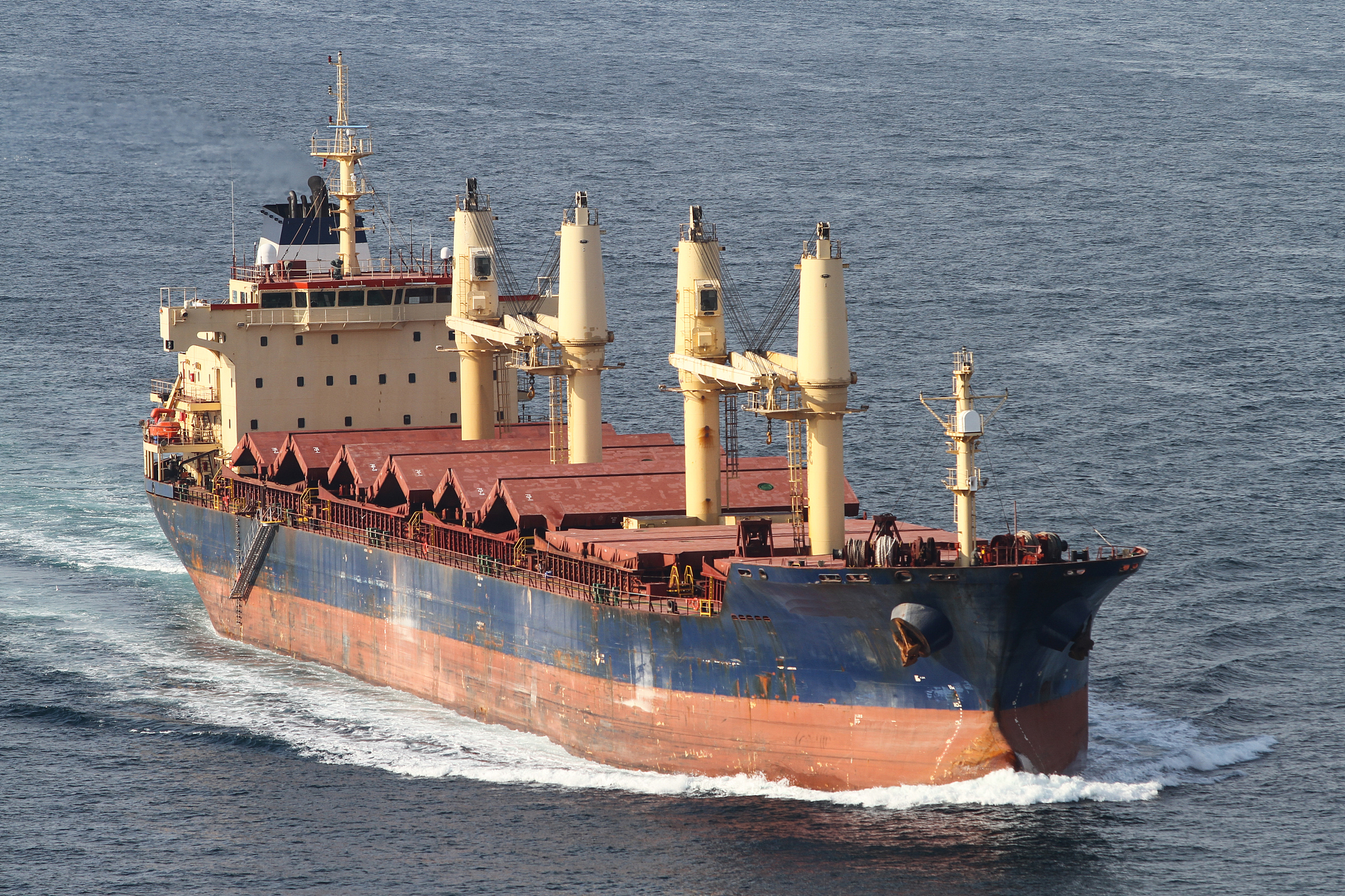 Cargo Hatch Ventilation During Voyage: Cold to Hot Region Transport