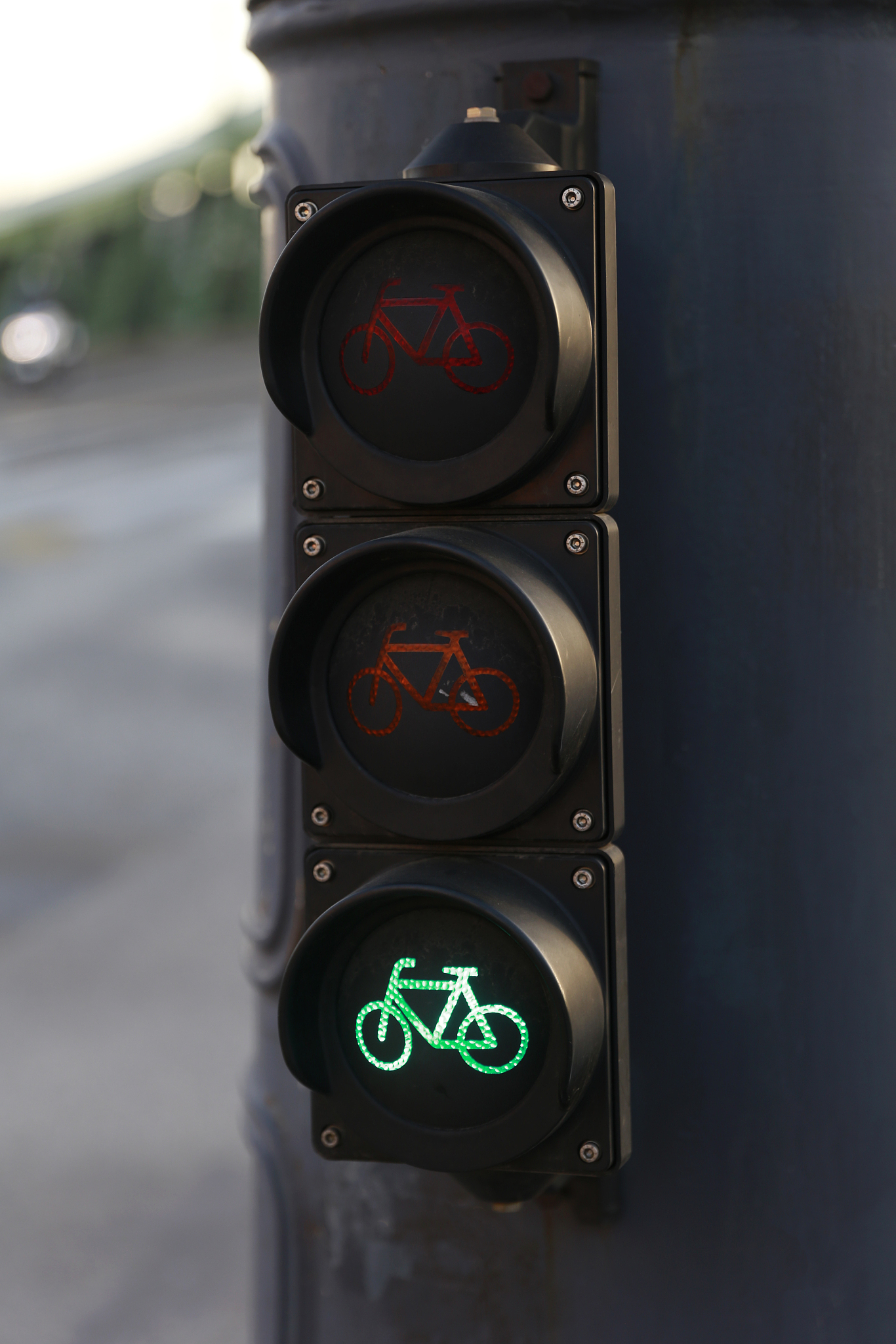 IEEE Transactions on Signal Processing: 推进信号处理研究与应用的旗舰期刊