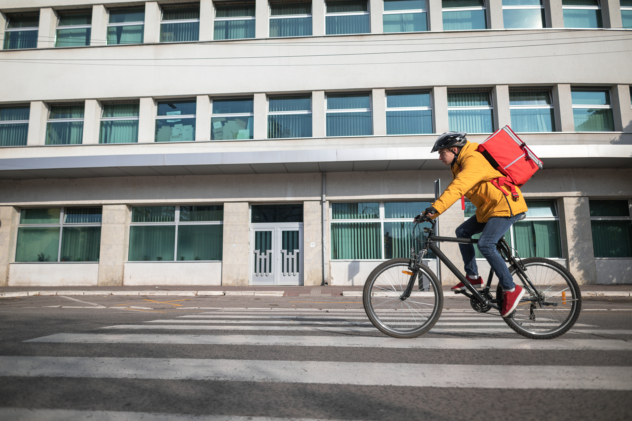 best and fastest food delivery in city