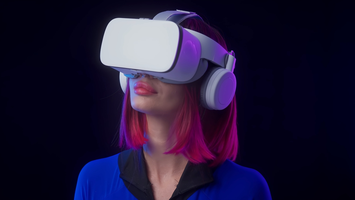 《虚拟现实技术》刘光然著清华大学出版社2011年1月。这本书的读后感