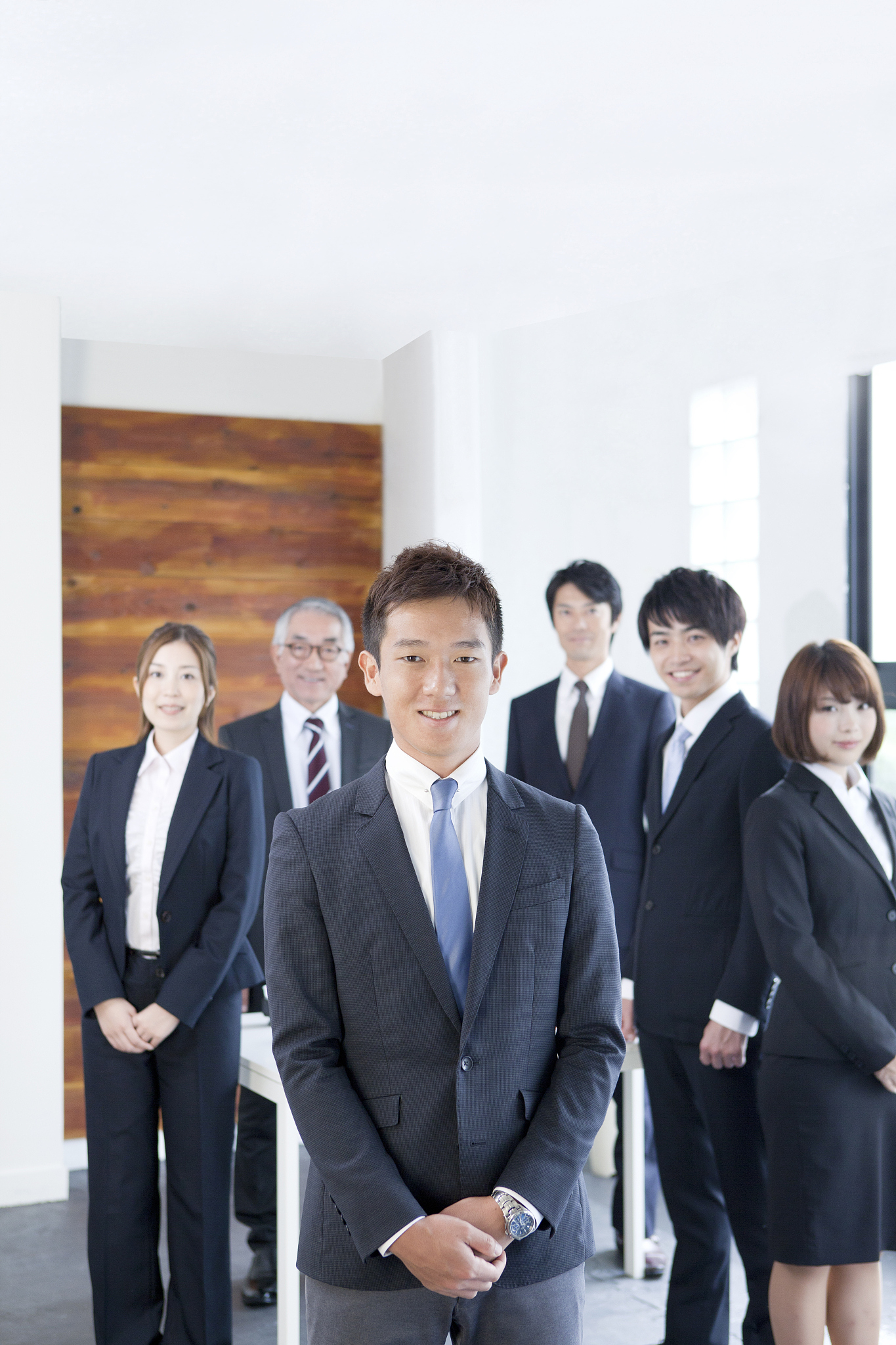 six people making a pose