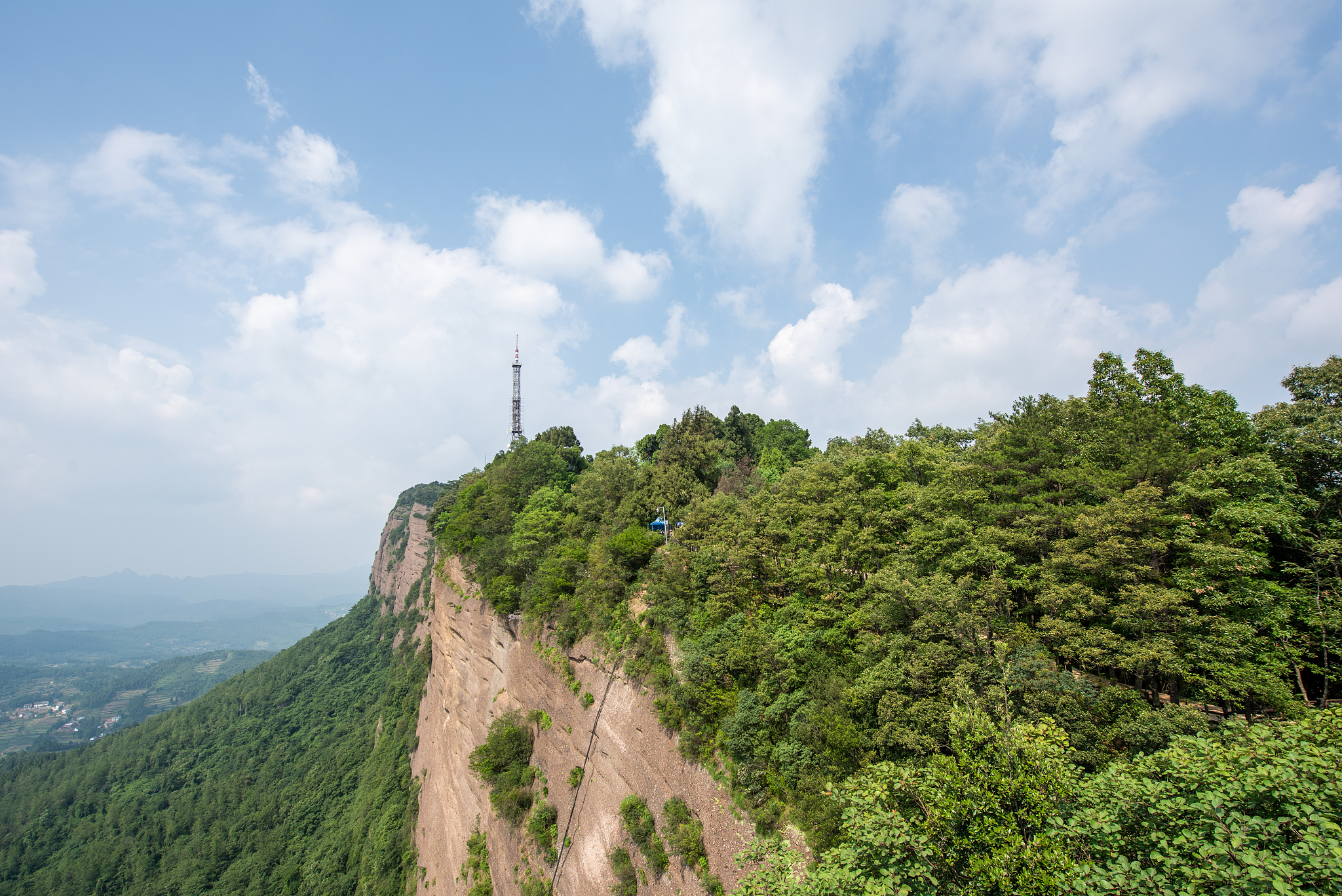 湖南衡阳雨母山旅游攻略：探秘南岳七十二峰之首