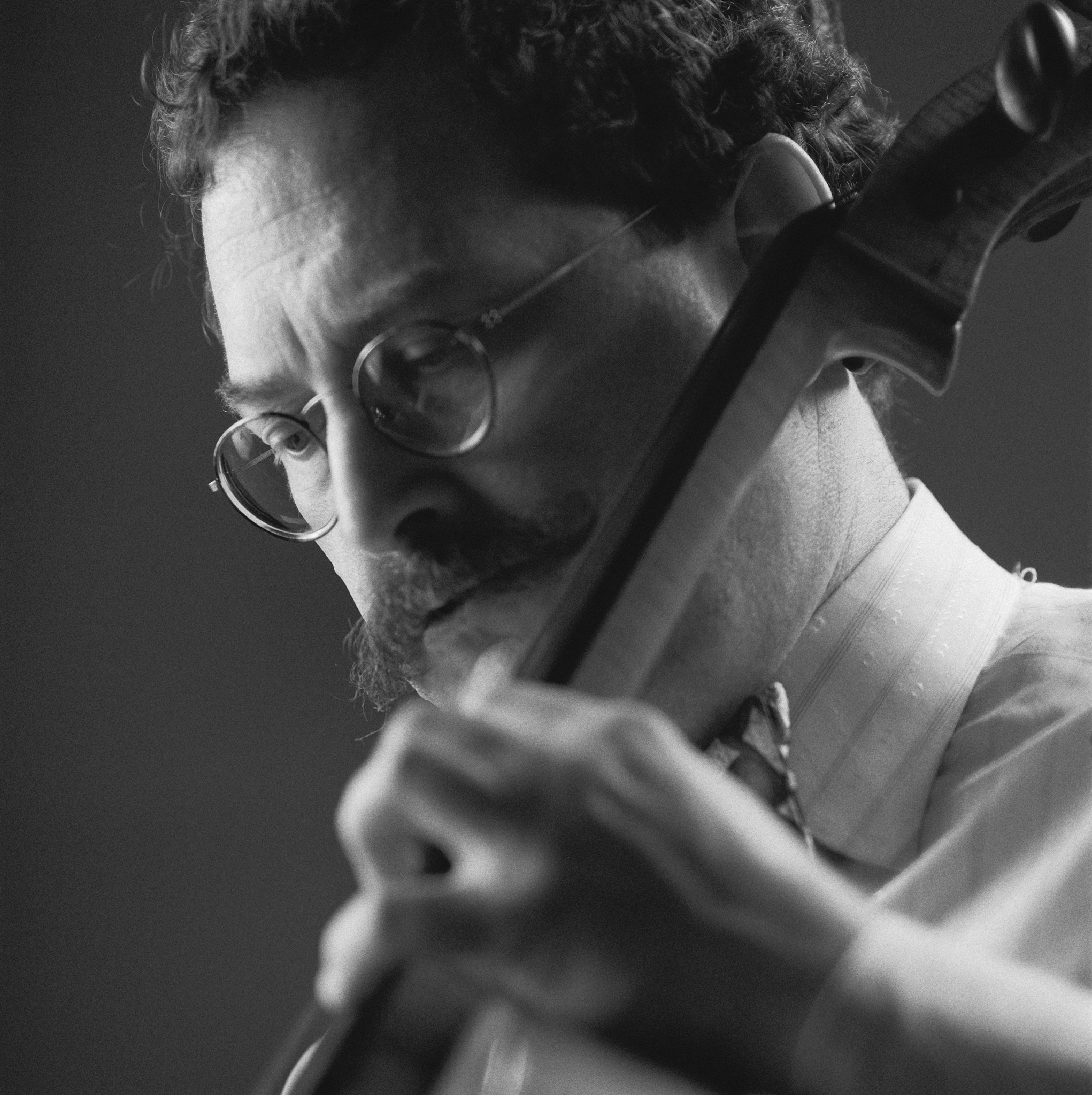 坂本龙一逝世：致敬这位才华横溢的音乐家和环保斗士