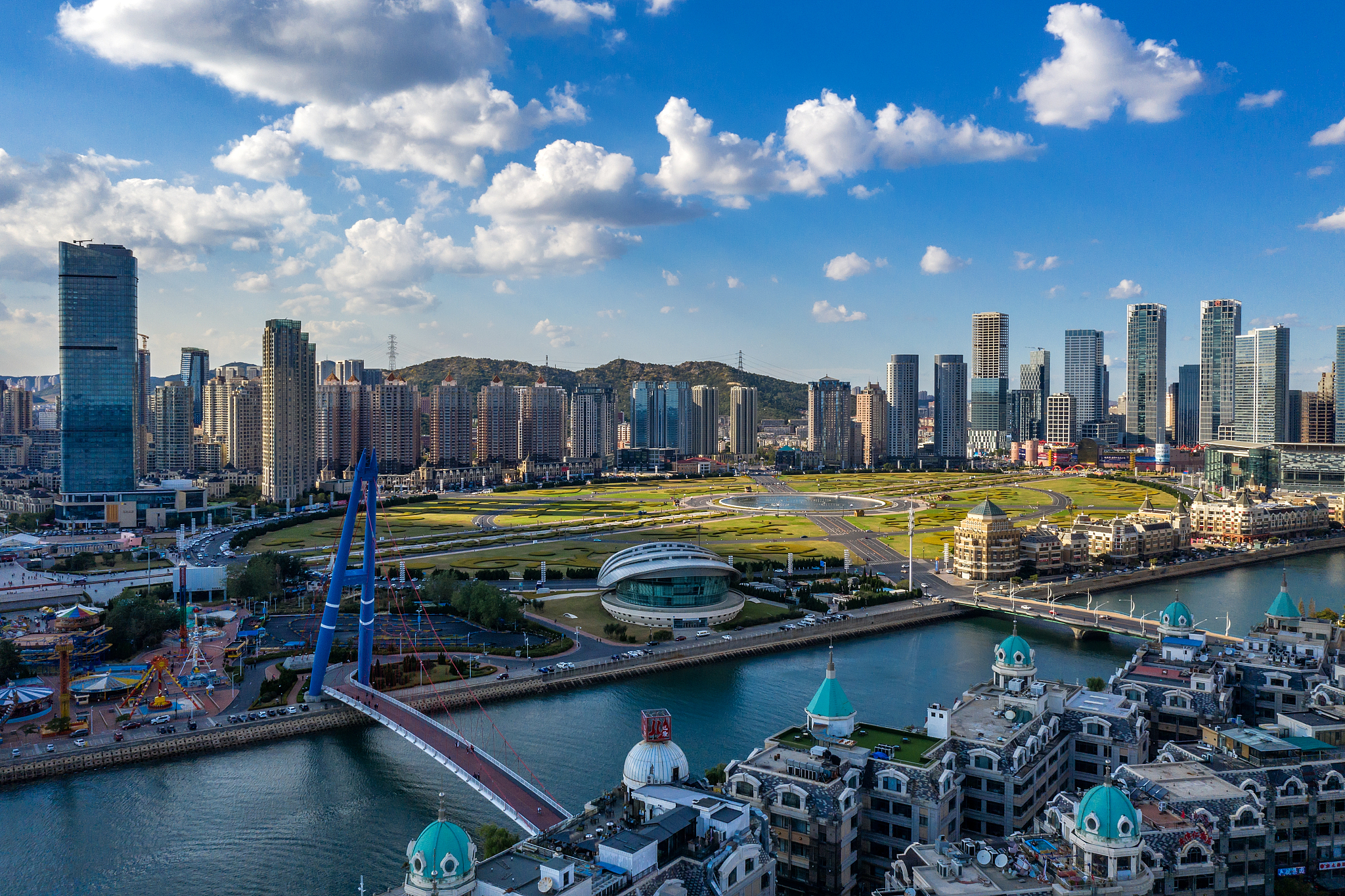 探秘大连：从自然之美到人文之韵的滨海之旅