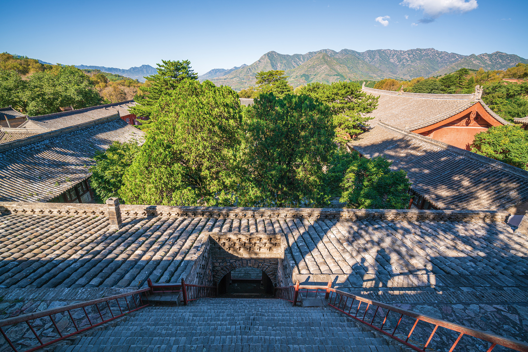 忻州的媒体曝光平台有哪些｜忻州媒体曝光求助热线是多少 要求：创建一篇1500至2000字的解决方案