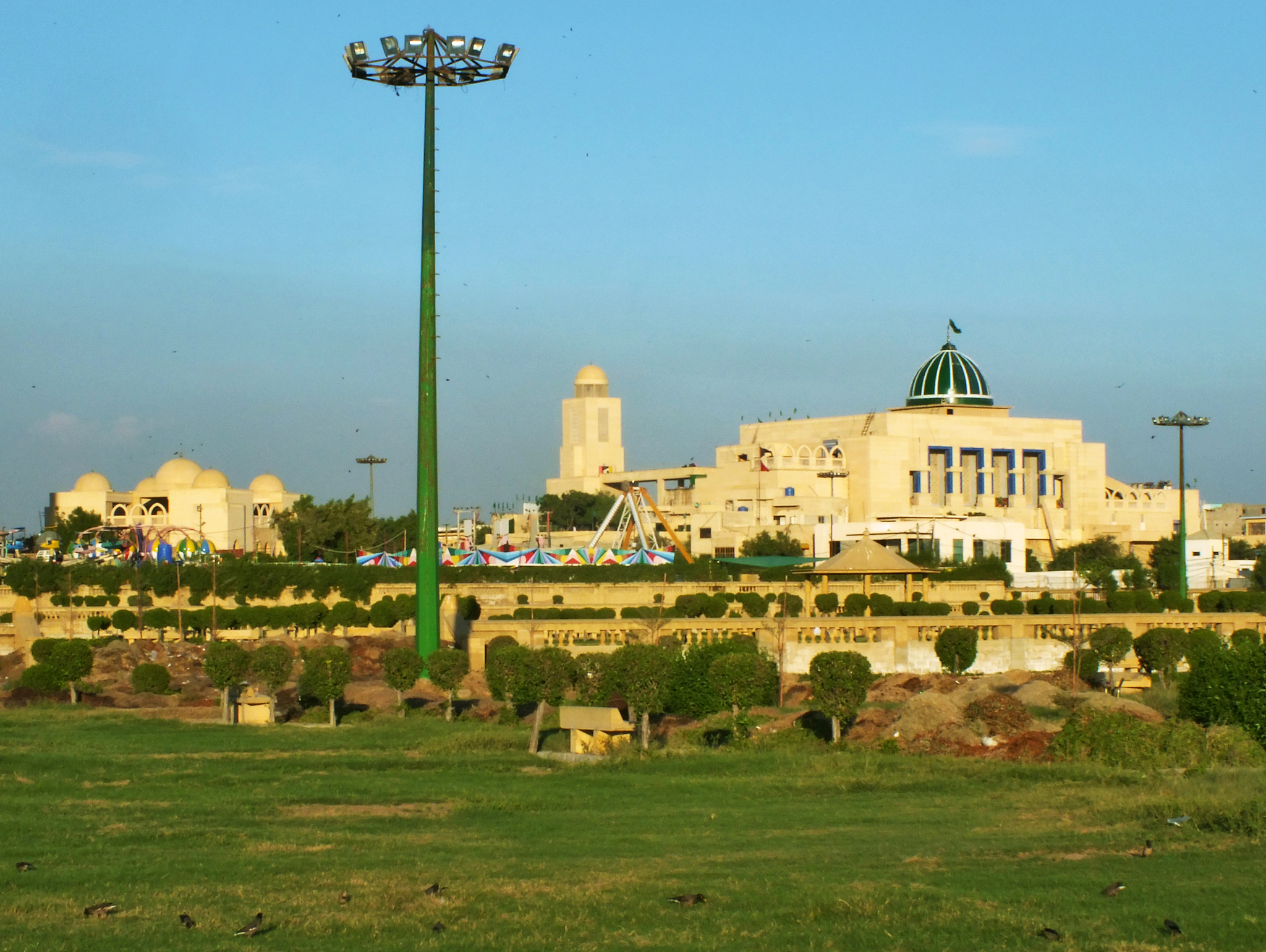 shrine complex of sufi saint abdullah shah ghazi