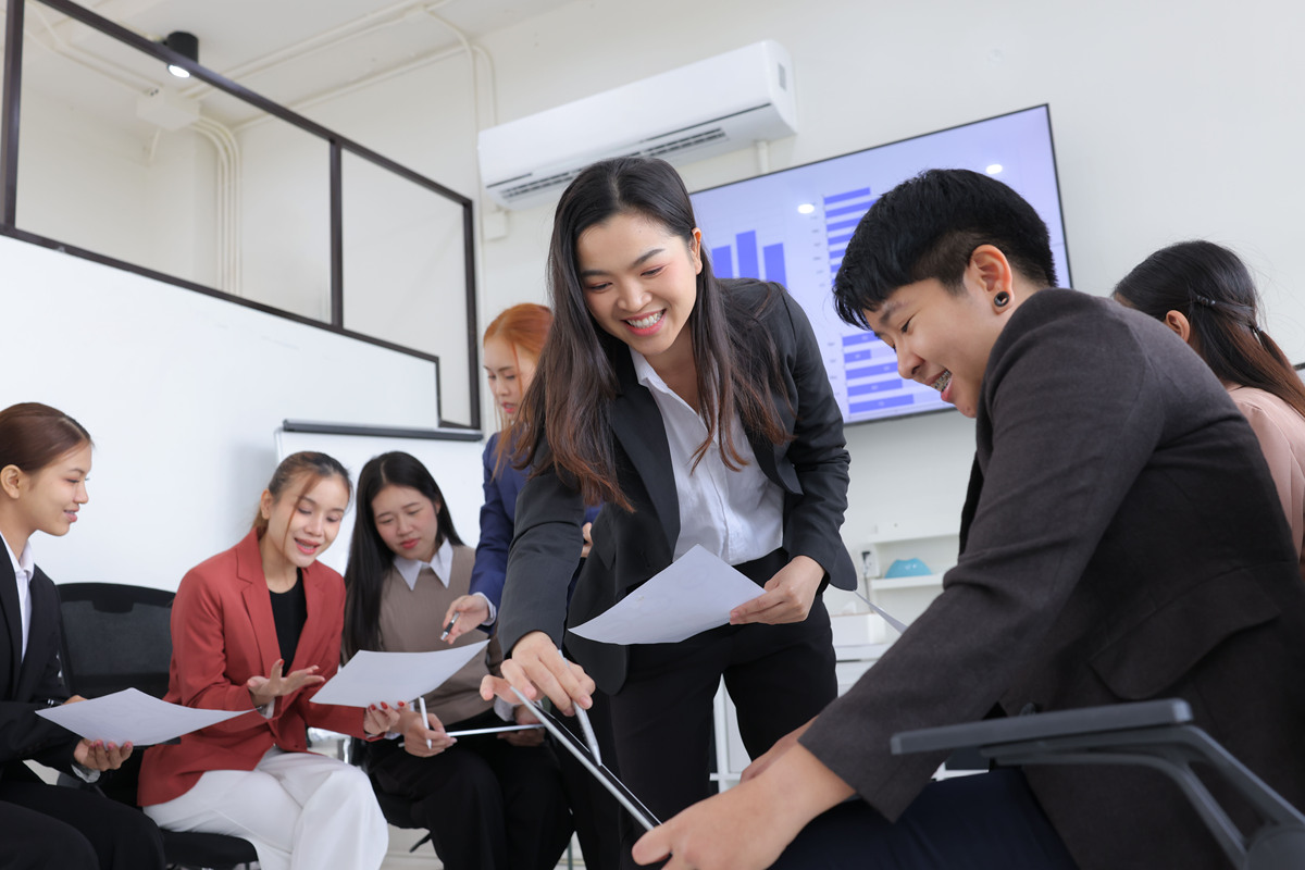 政府面试官必问的10个问题：揭秘面试技巧