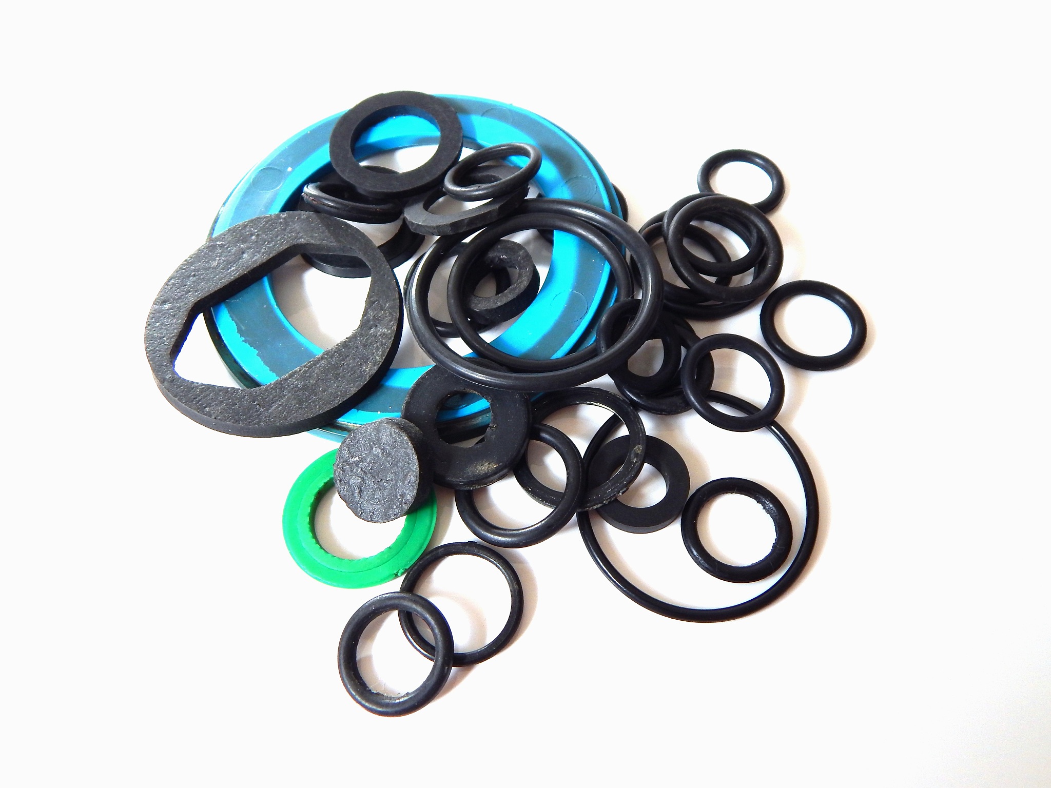 翻译
Hose ends must come into contact with coupling gaskets to prevent leaks and to maintain static electricity conductivity.