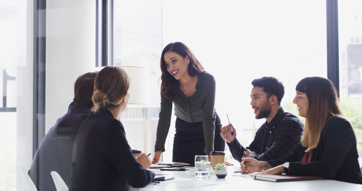 与同事关系如何