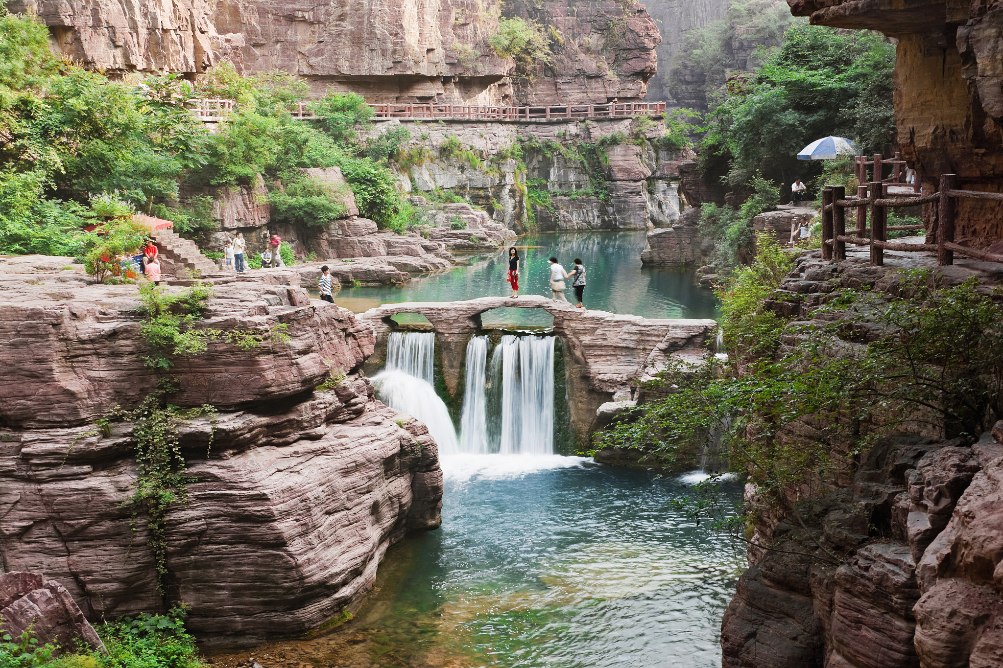 焦作的媒体曝光平台有哪些｜焦作媒体曝光求助热线是多少 要求：创建一篇1500至2000字的解决方案