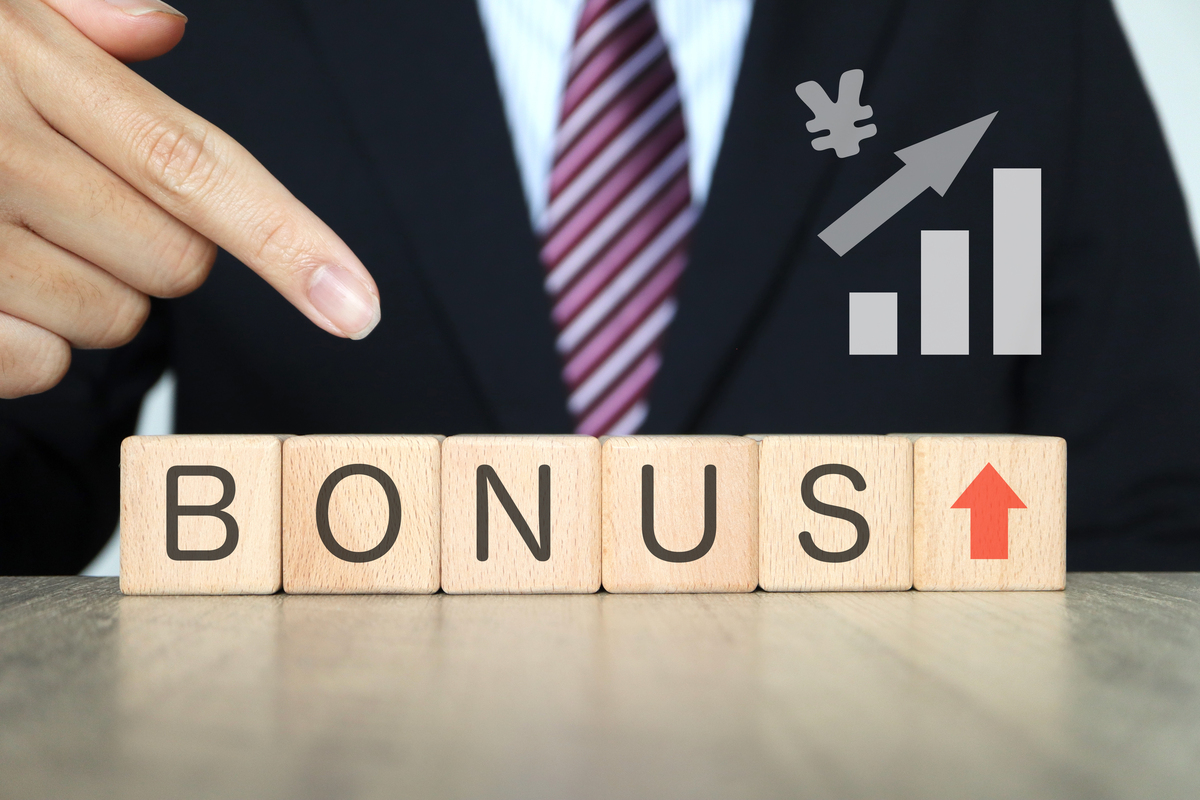 US Market Recap: Equities Soar on Dovish Fed Talk, Treasuries Rally