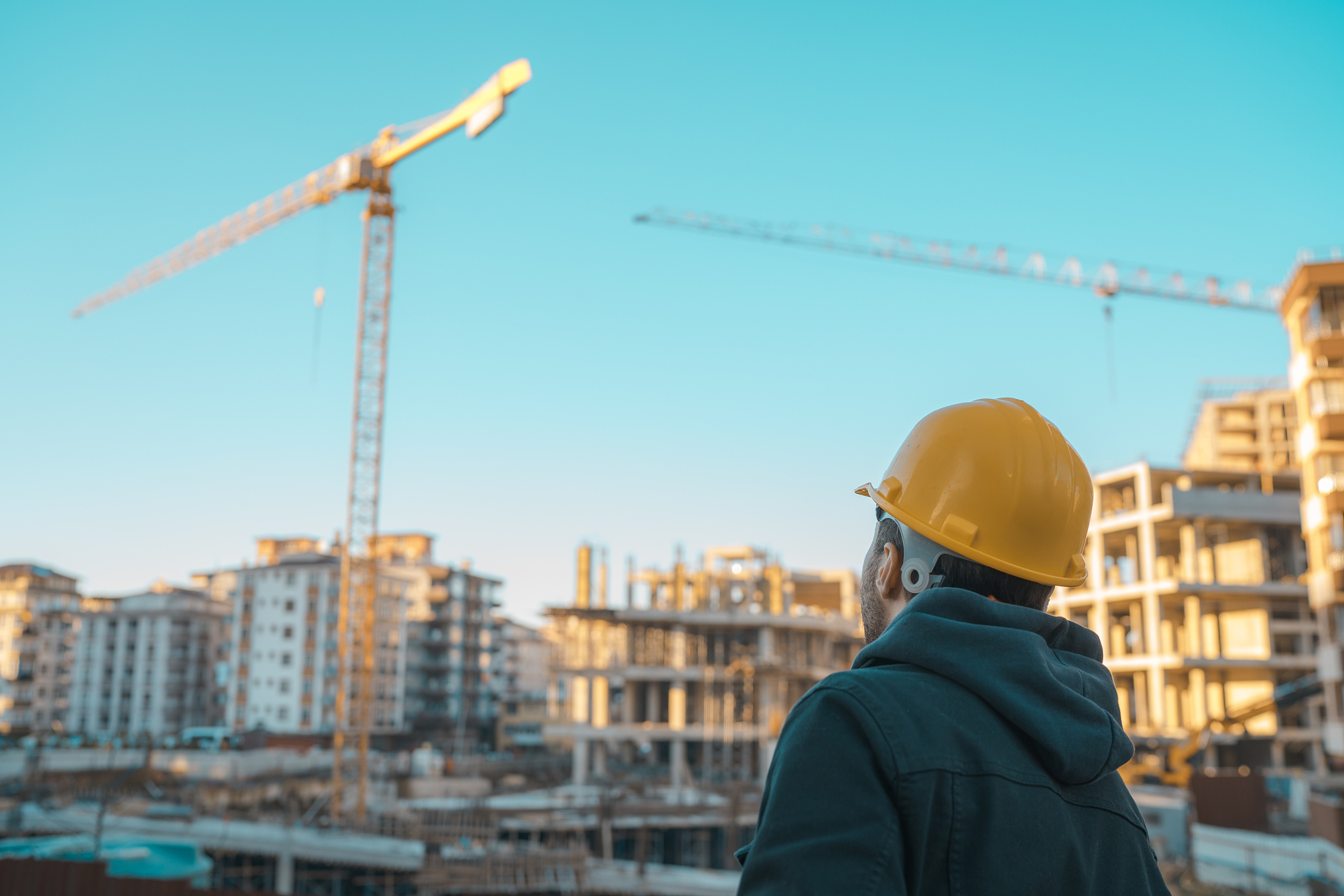 武汉建筑工程施工专业就业前景分析：机遇与挑战并存