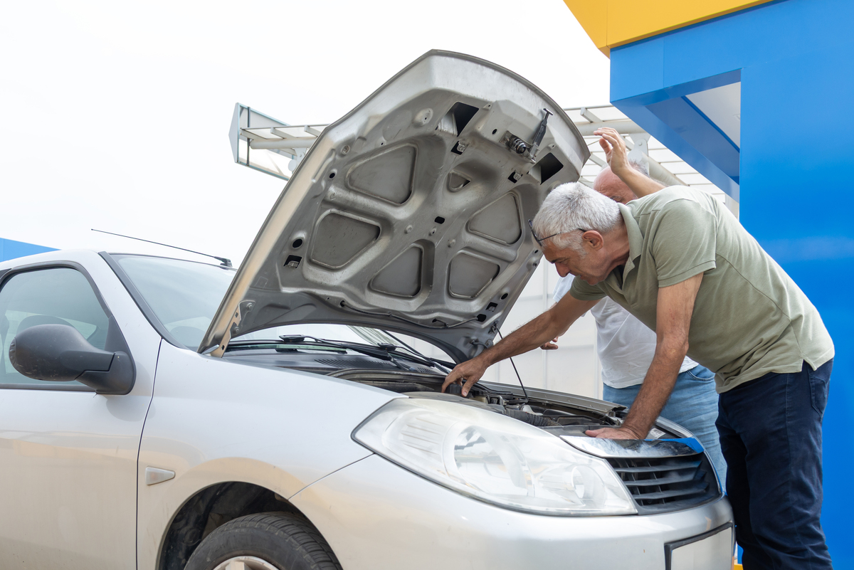 贵州省汽车整形专业学校推荐：培养你的汽车美容梦想