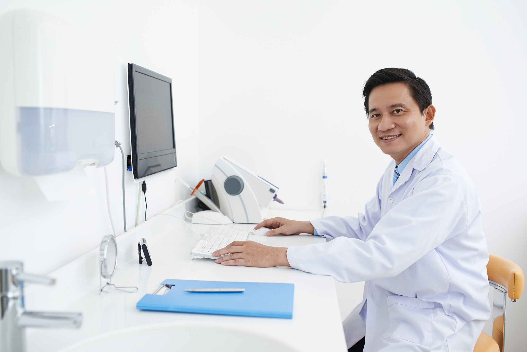 filling medical history
