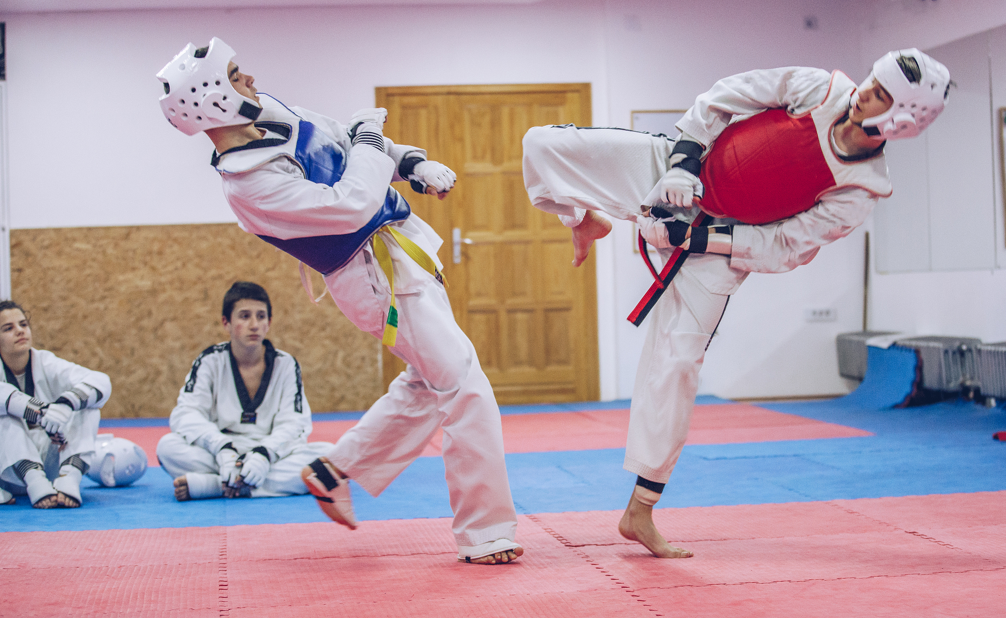 街头实战打架有用吗？跆拳道、拳击与实战的区别