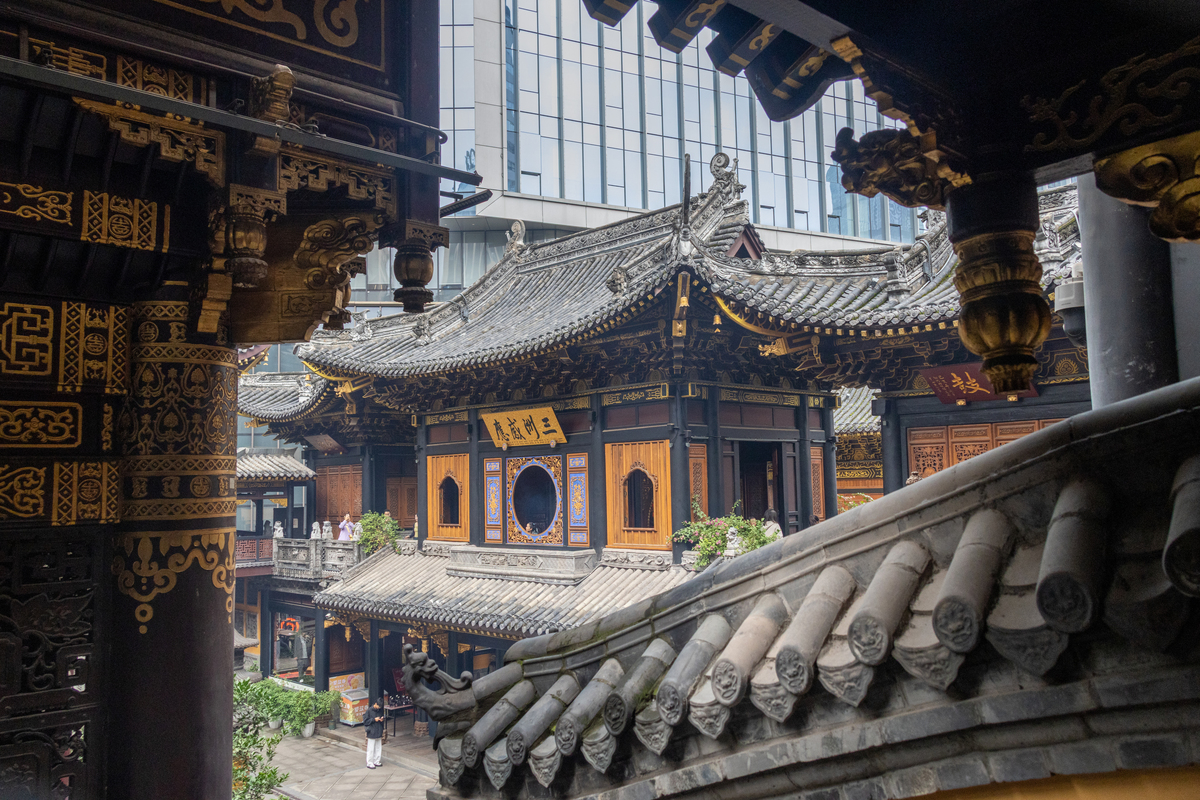 中国重庆罗汉寺的精美建筑.