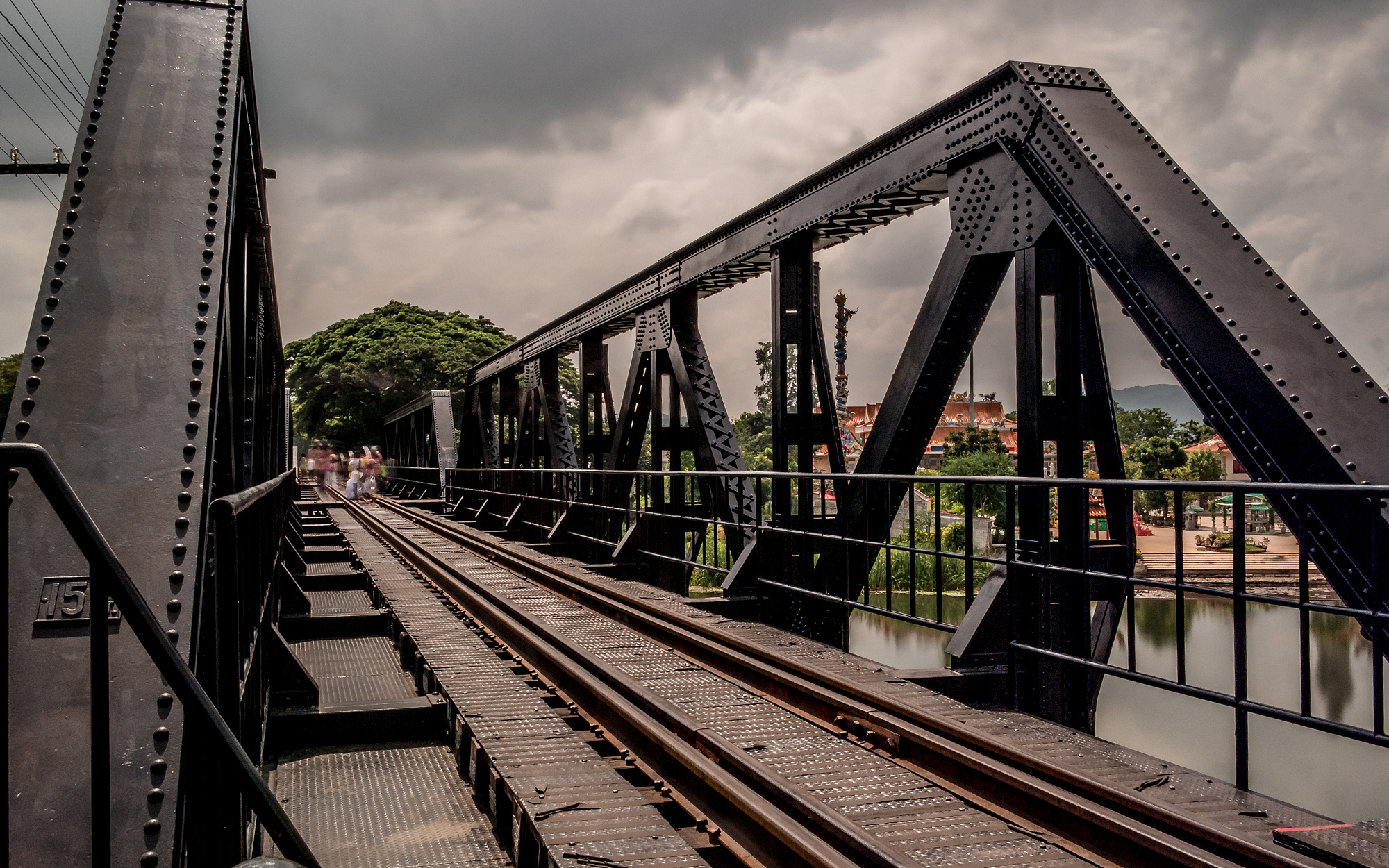 重庆公共交通技工学校铁路运输专业与管理：培养铁路运输人才的摇篮