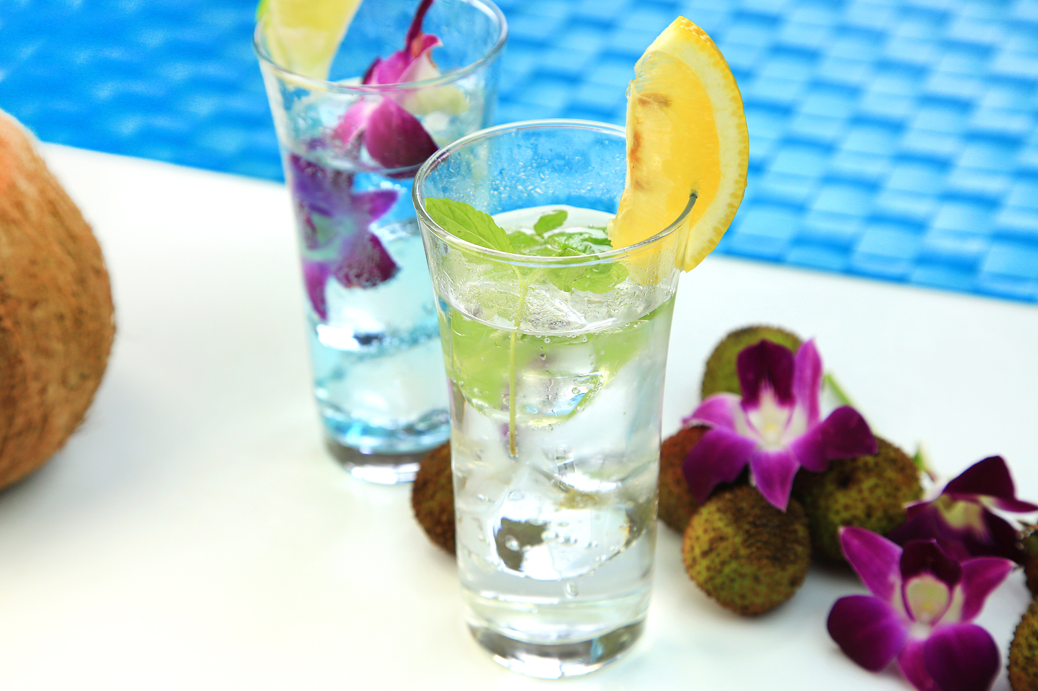 综合在一起简短选购45°查理气泡预调酒青梅白桃乳酸菌莫吉托及冰零晚收请求失败2堪称是一次完美的鸡尾酒体验。这两款饮品无论是单独品尝还是搭配都能为您带来独特的口感和愉悦的味觉享受。赶快选购吧！继续