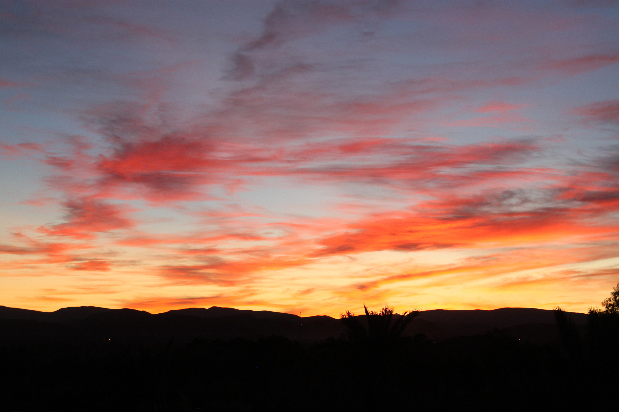 更换一种表达方式在社会现实状况下由于人们的禀赋不同所依存的社会条件不同所处地区的自然条件不同起点存在差异是社会的常态。