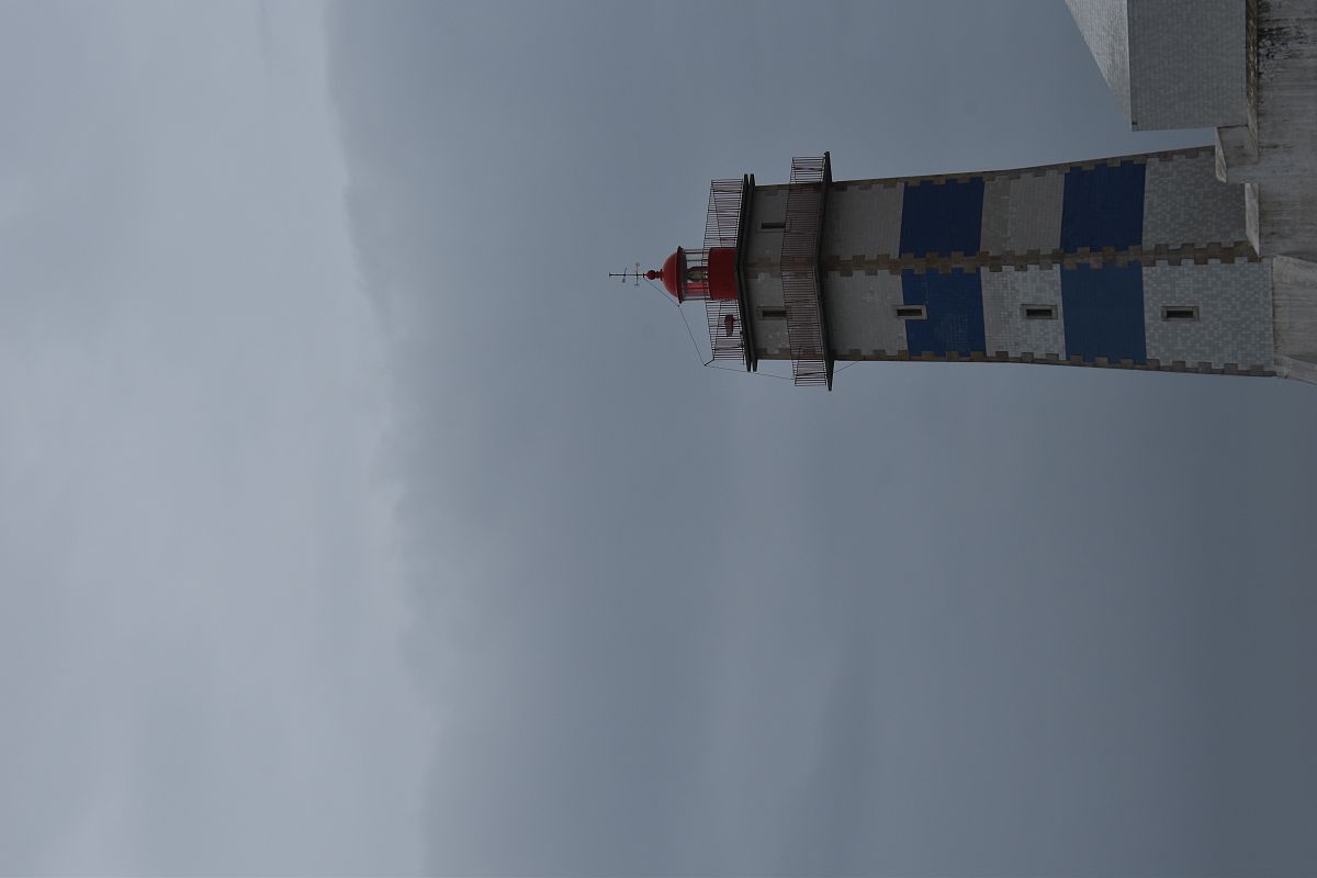 施工审批和工程监管：保障工程质量和公共安全的关键