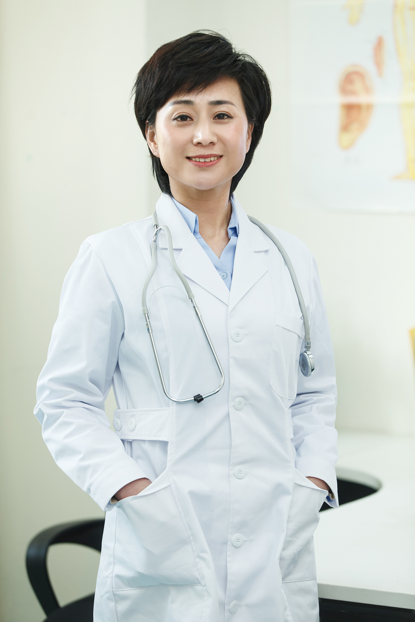 重庆市医药卫生学校助产专业就业前景分析：未来发展趋势与就业优势