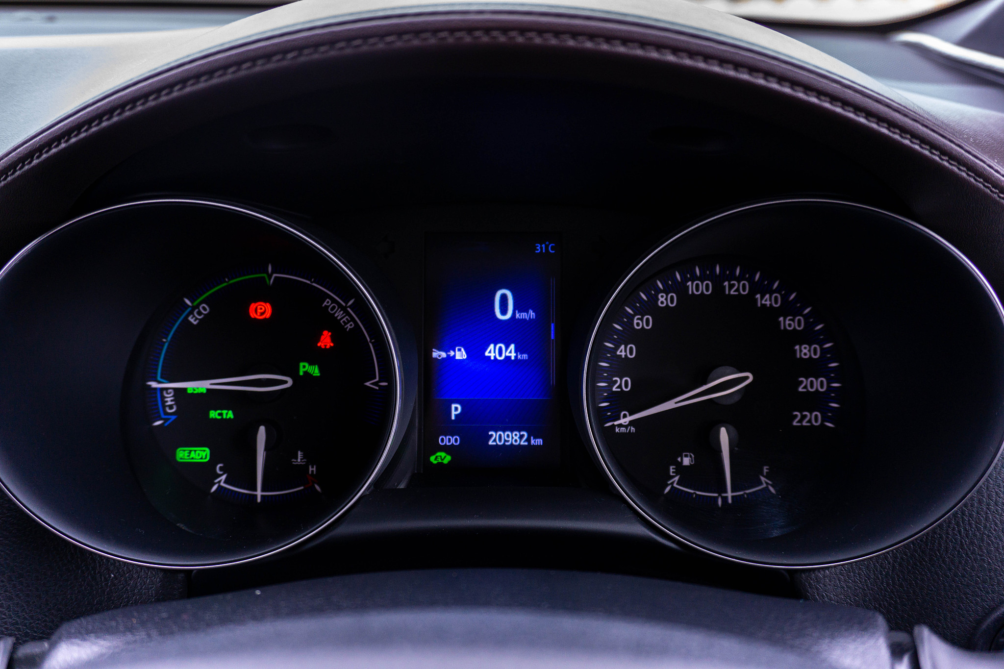 car instrument panel, car speen  motor of night, car dashboard m